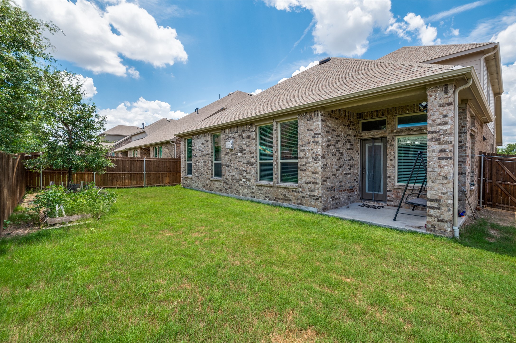 462 Steele Street Mckinney TX 75071