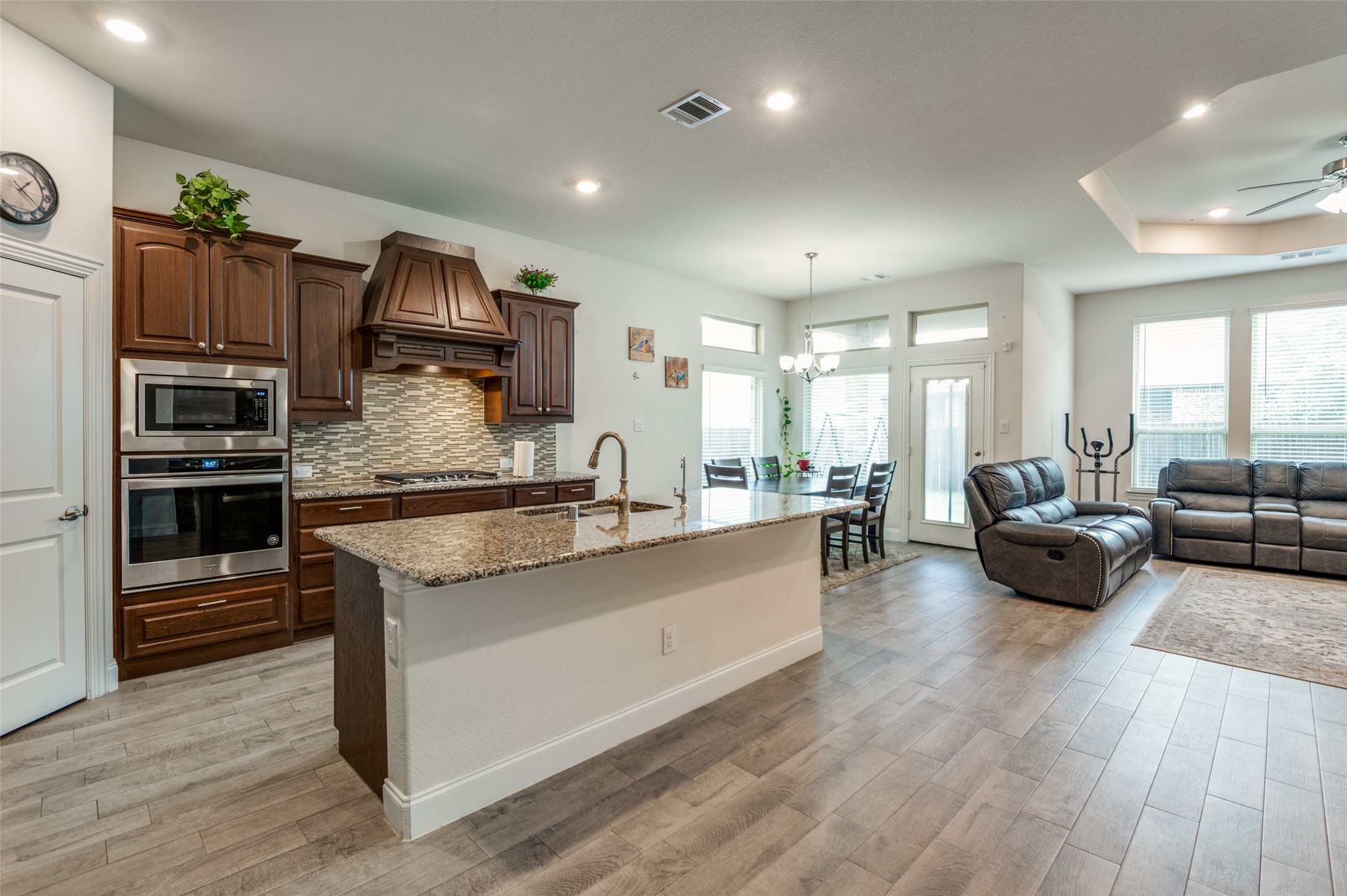 462 Steele Street Mckinney TX 75071