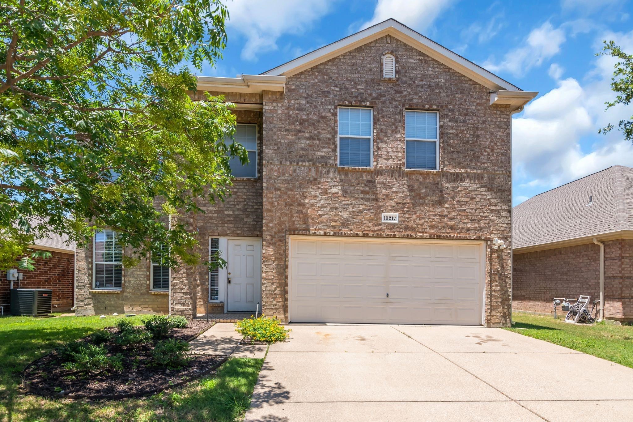 10217 Pear Street Fort Worth TX 76244