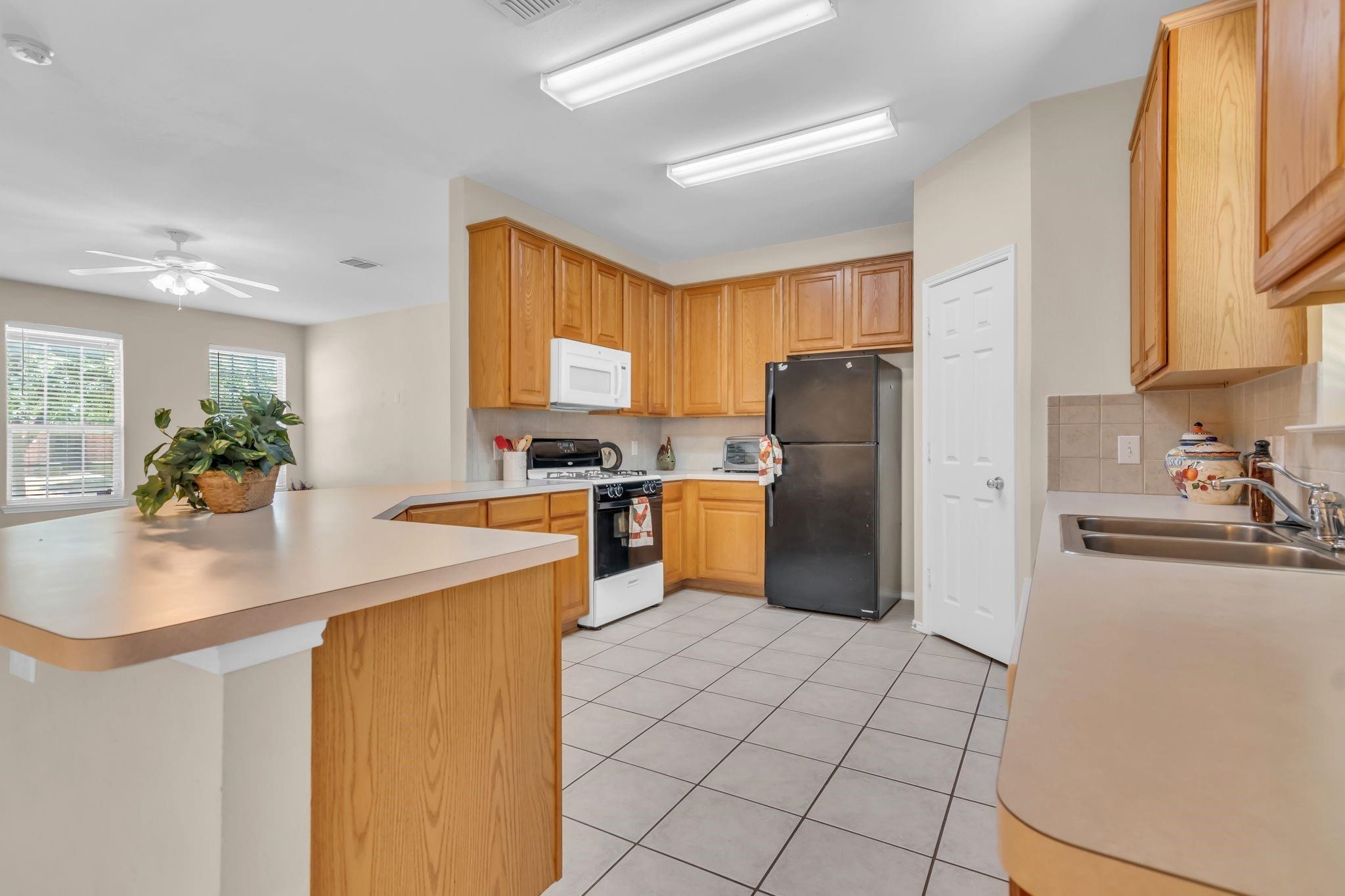 10217 Pear Street Fort Worth TX 76244