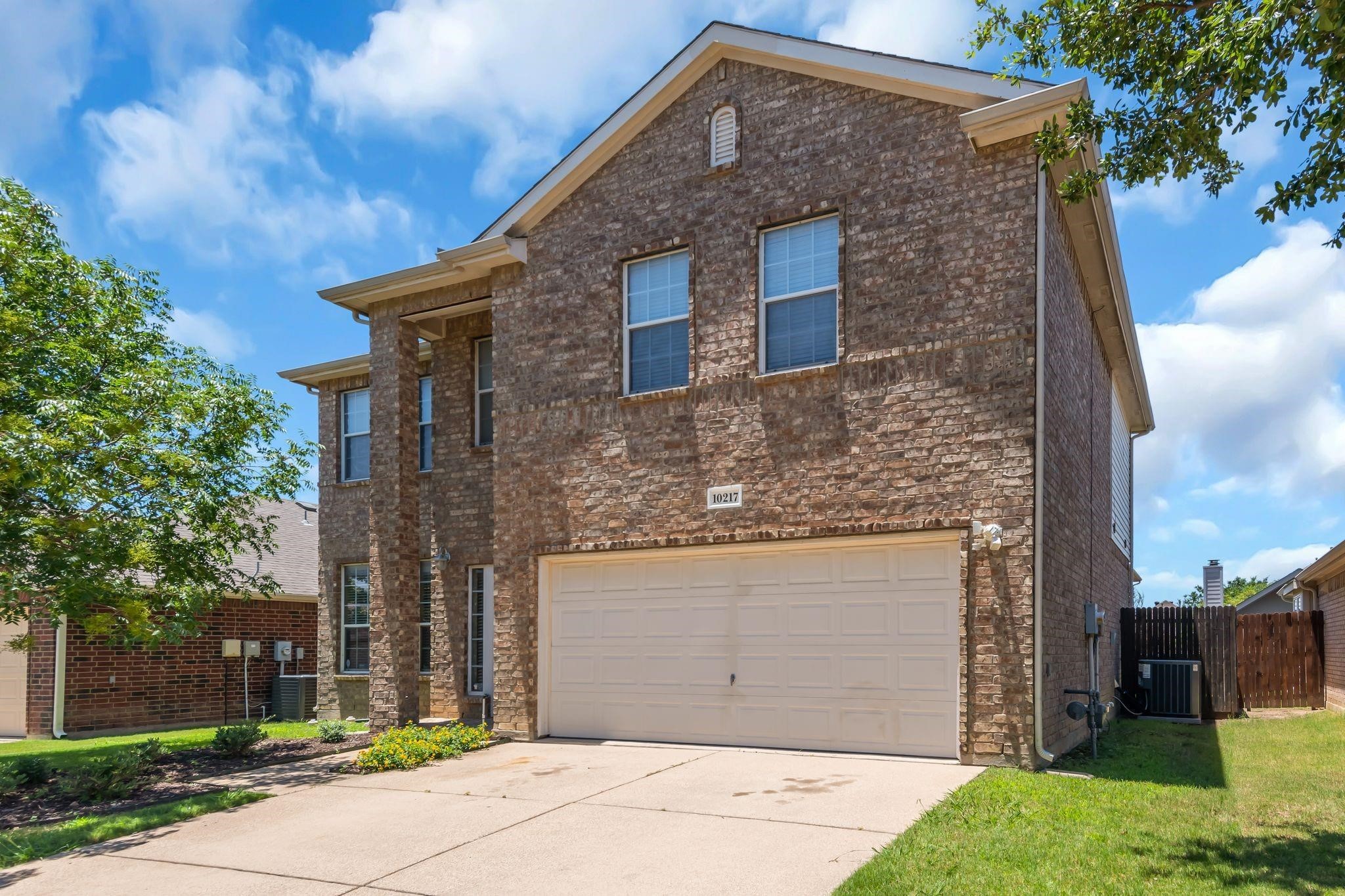 10217 Pear Street Fort Worth TX 76244