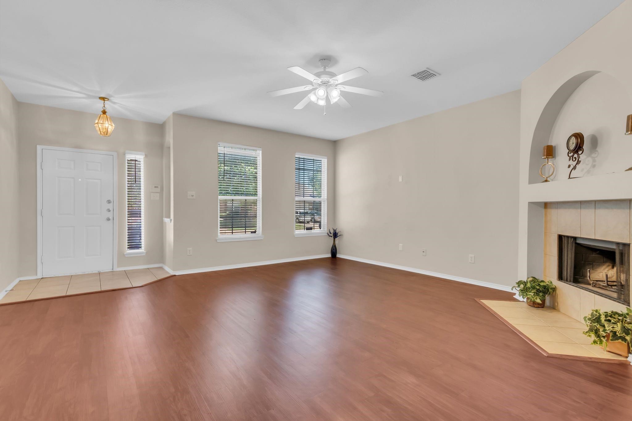 10217 Pear Street Fort Worth TX 76244