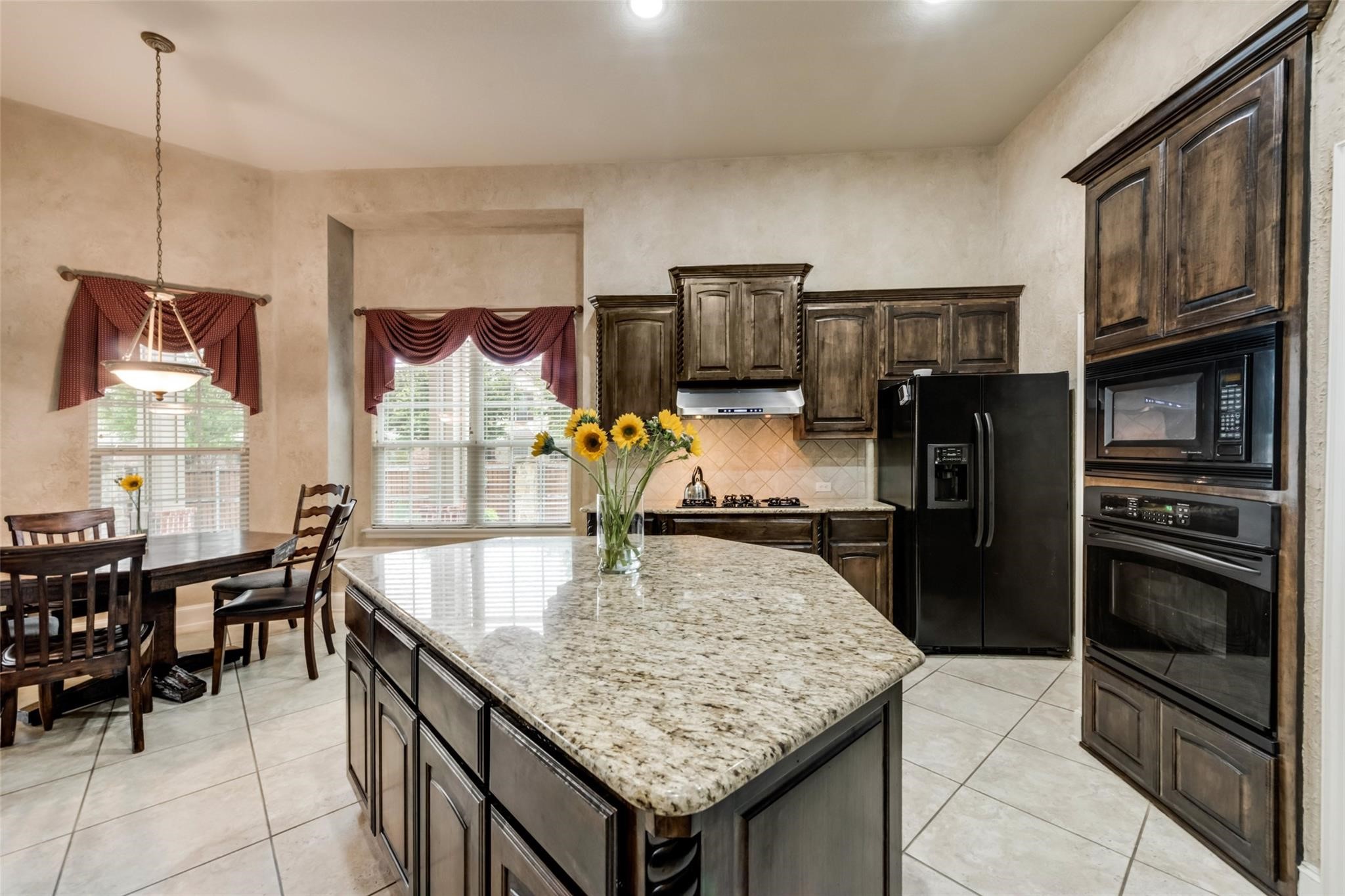 906 Hebron Drive Allen TX 75013