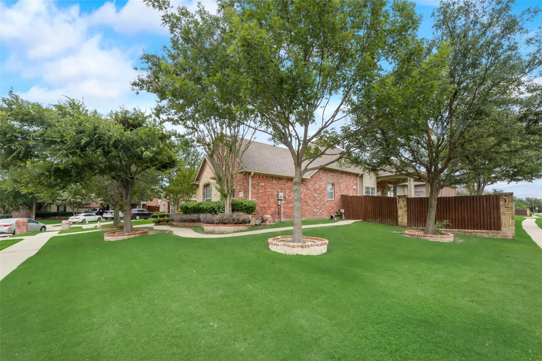 906 Hebron Drive Allen TX 75013