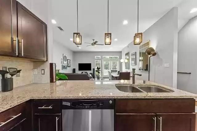 5711 Ross Avenue Dallas TX 75206