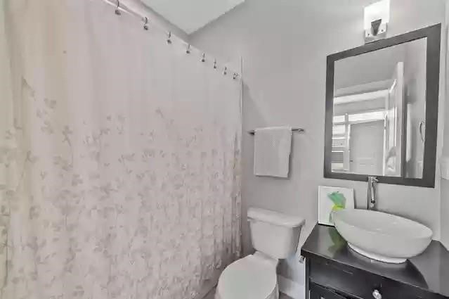 5711 Ross Avenue Dallas TX 75206
