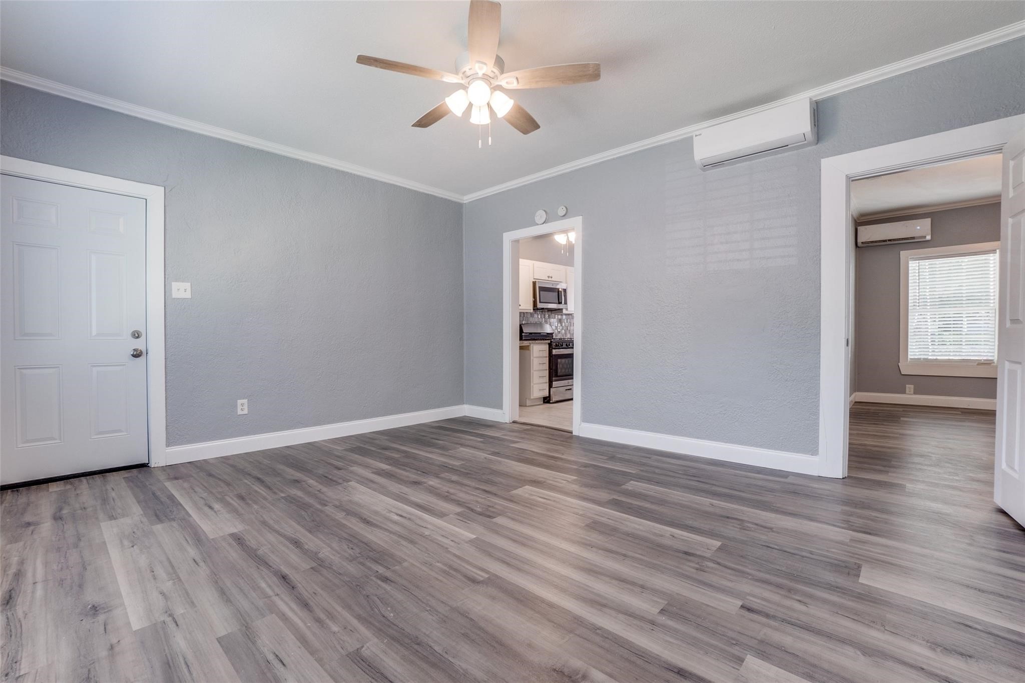 320 W Canty Street Dallas TX 75208