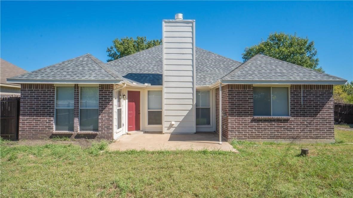 1512 Manitoba Lane Glenn Heights TX 75154