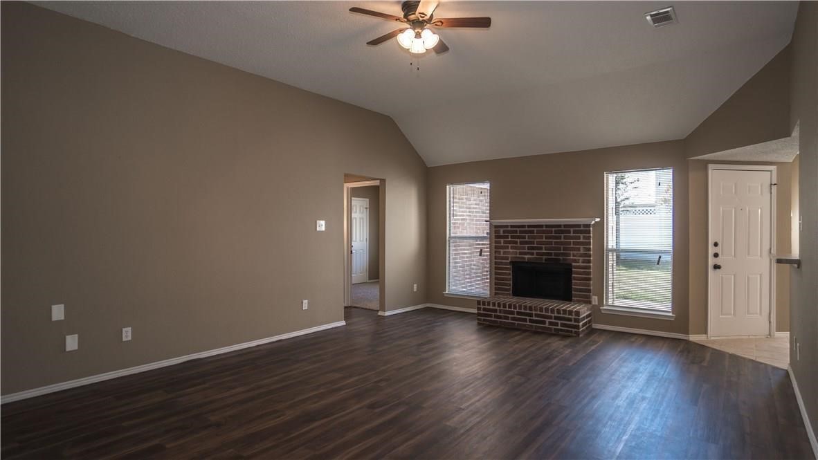 1512 Manitoba Lane Glenn Heights TX 75154