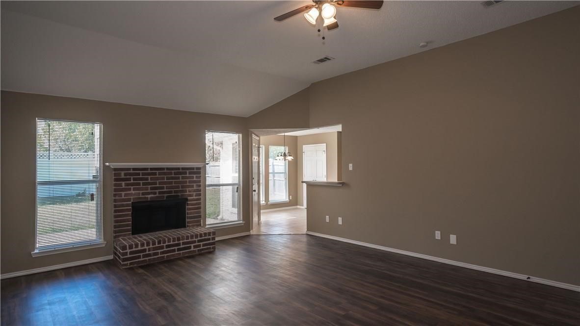 1512 Manitoba Lane Glenn Heights TX 75154