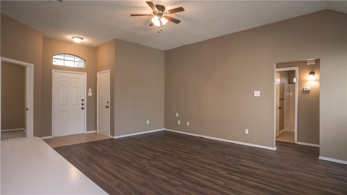 1512 Manitoba Lane Glenn Heights TX 75154