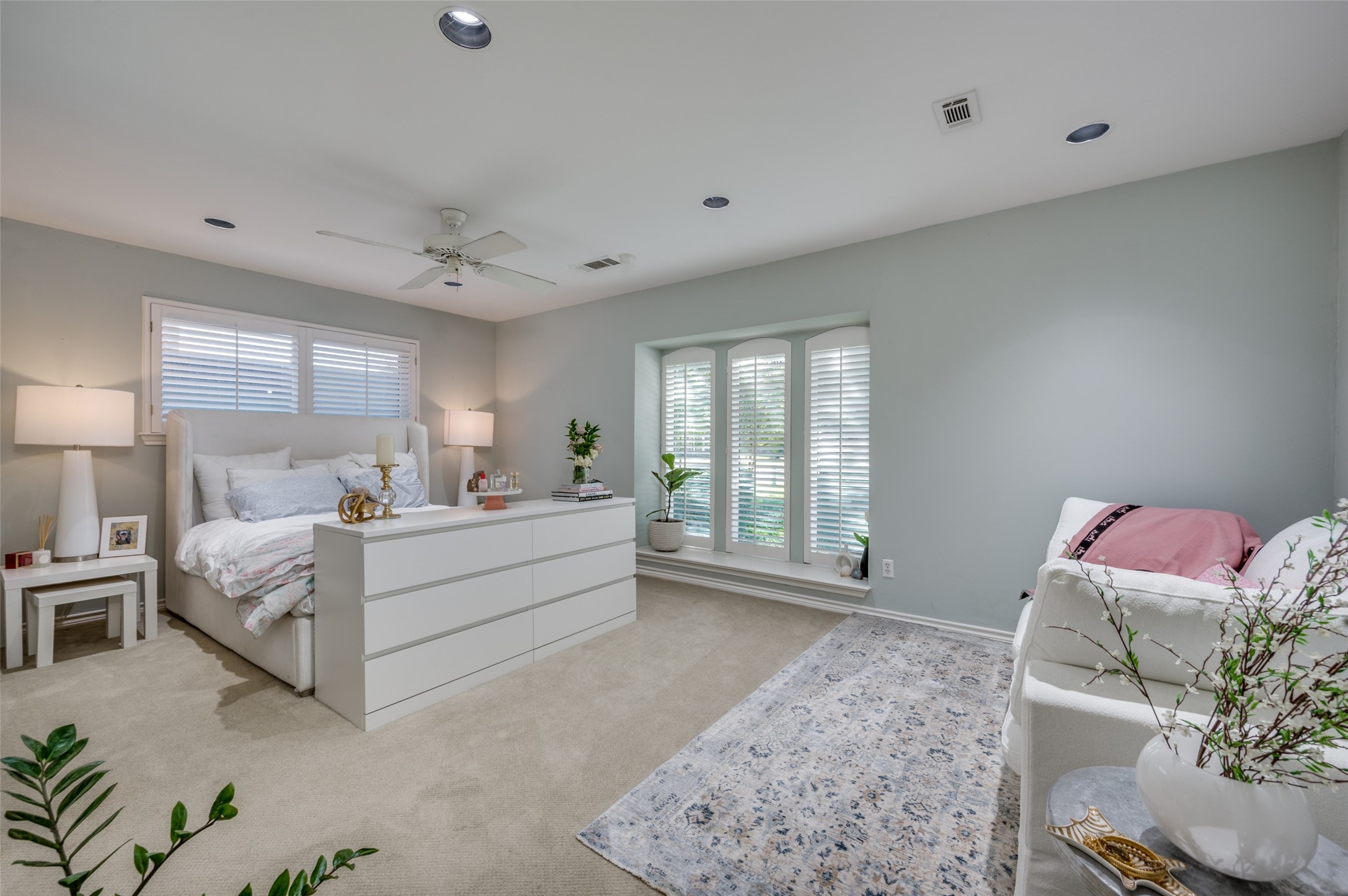 5605 Lobello Drive Dallas TX 75229