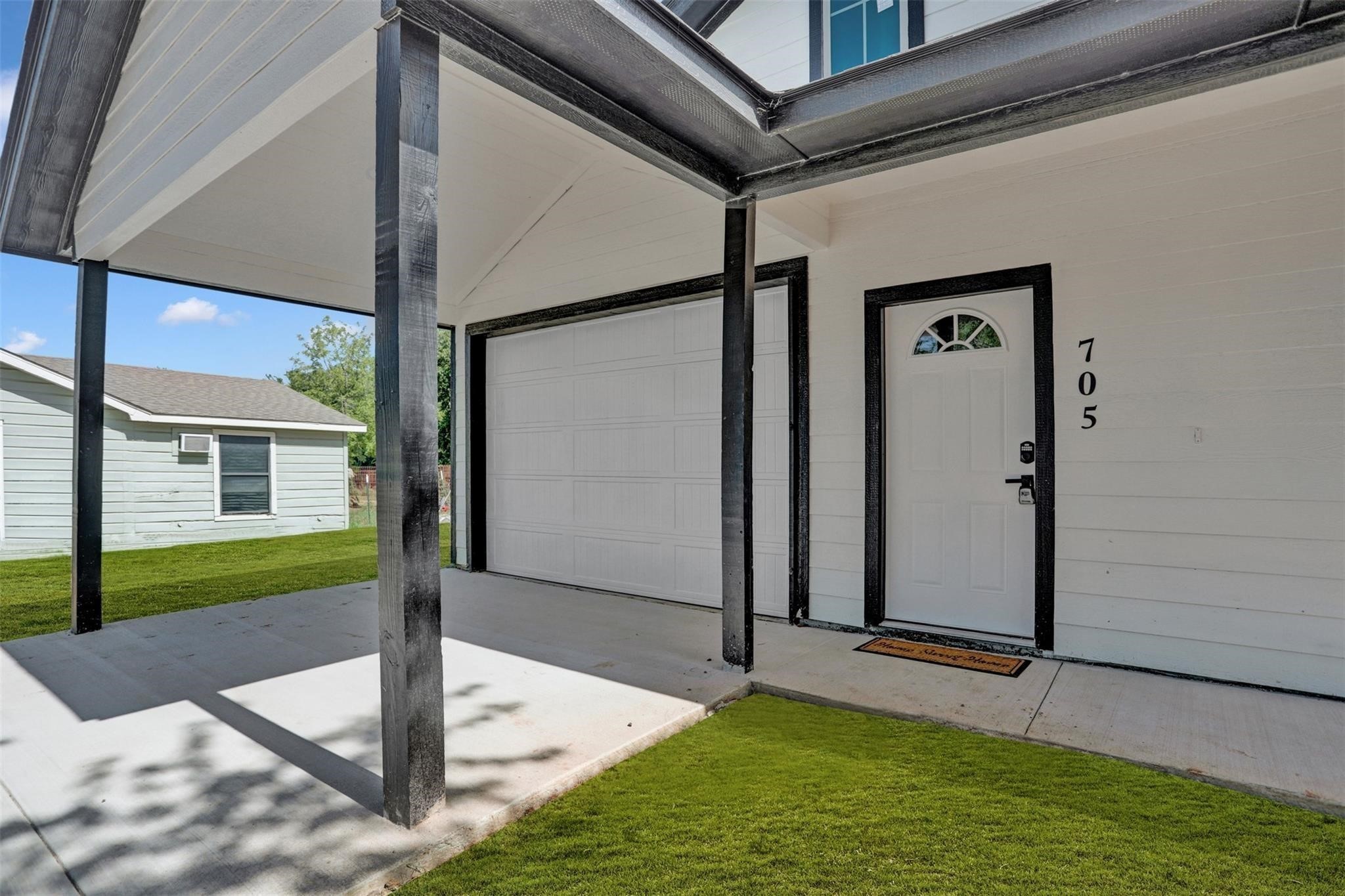 705 E Hanna Street Denison TX 75021