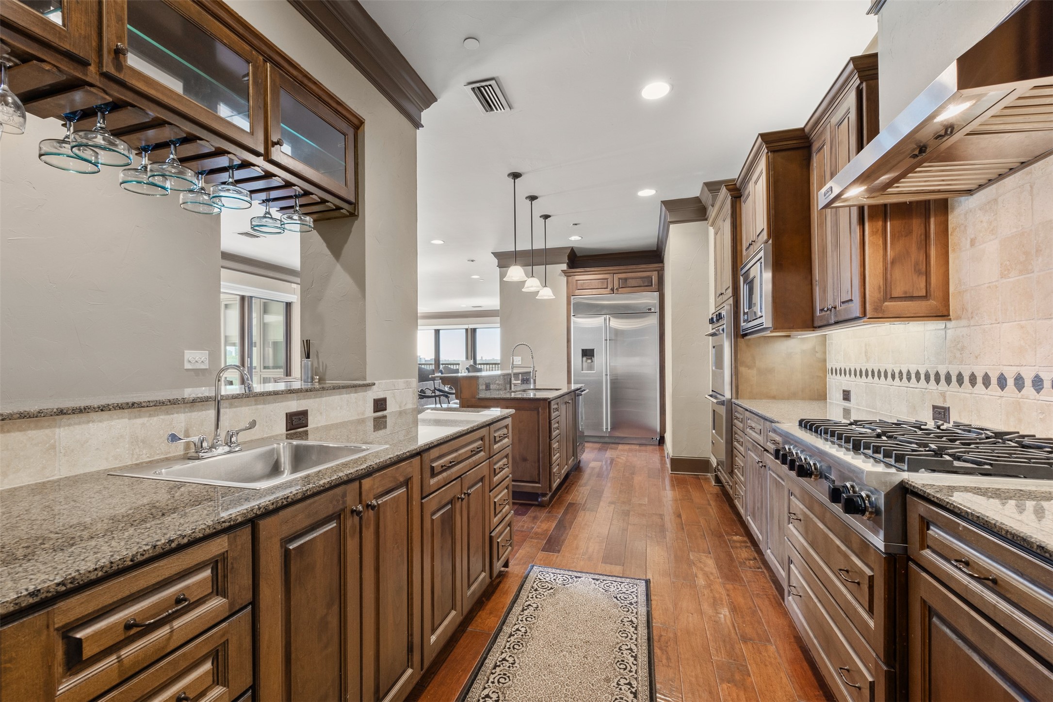 501 Samuels Avenue Fort Worth TX 76102