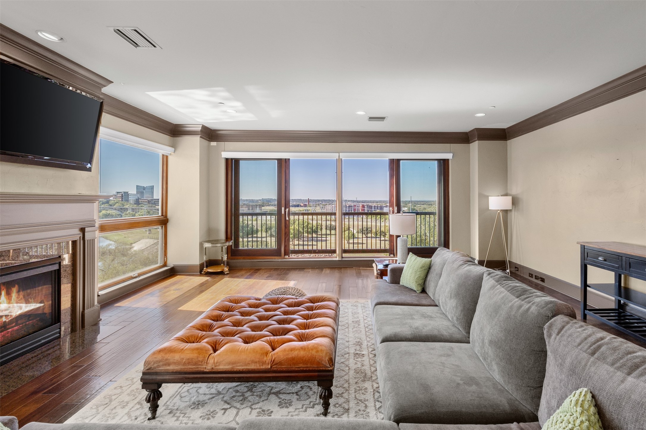501 Samuels Avenue Fort Worth TX 76102