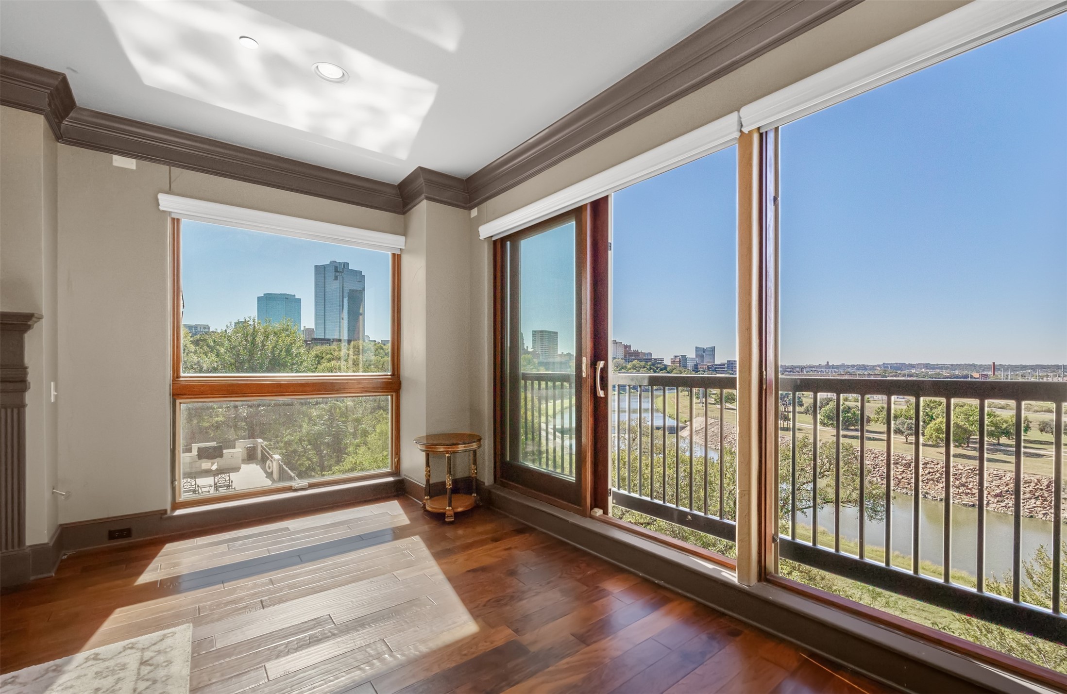 501 Samuels Avenue Fort Worth TX 76102