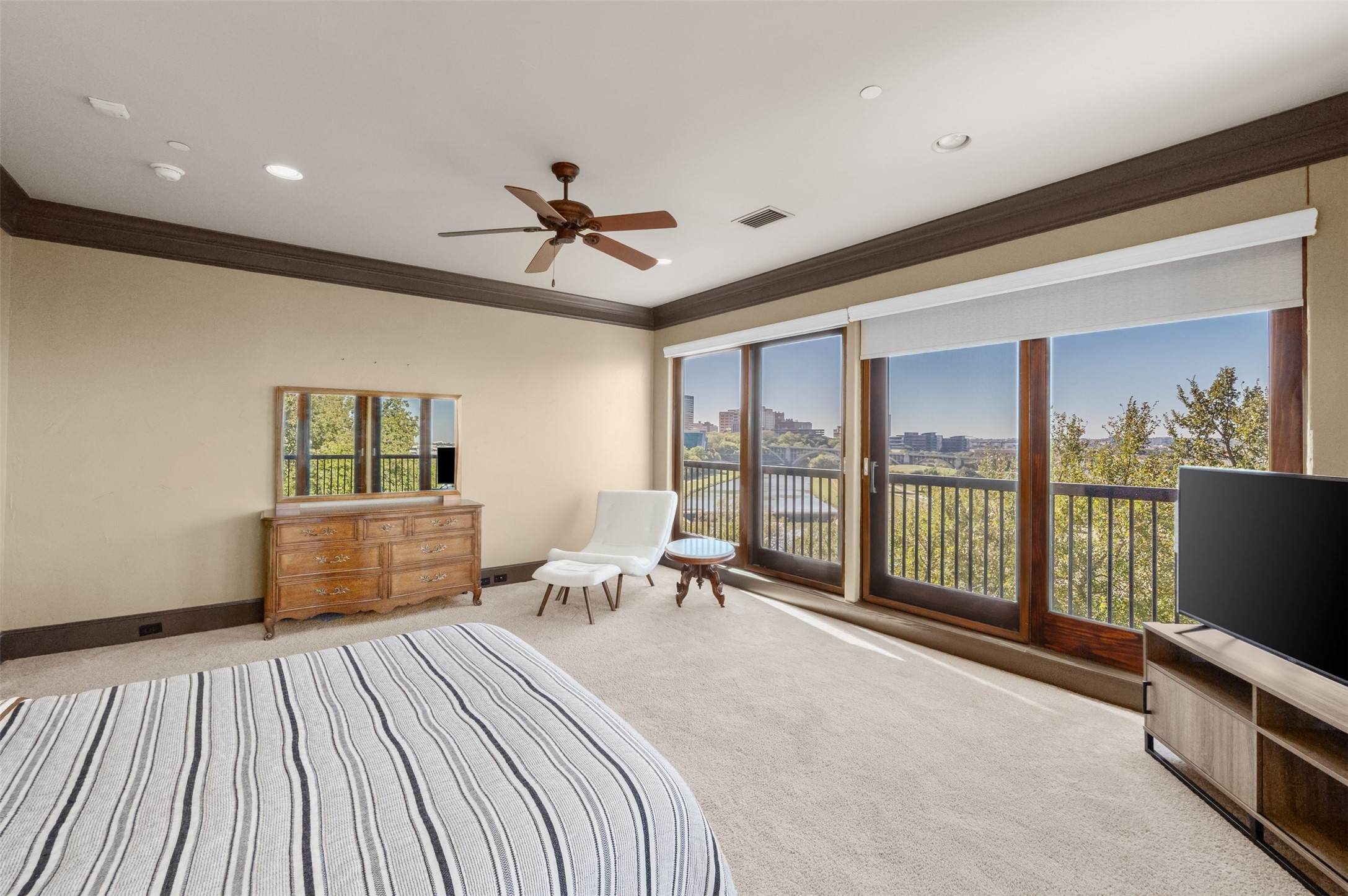 501 Samuels Avenue Fort Worth TX 76102
