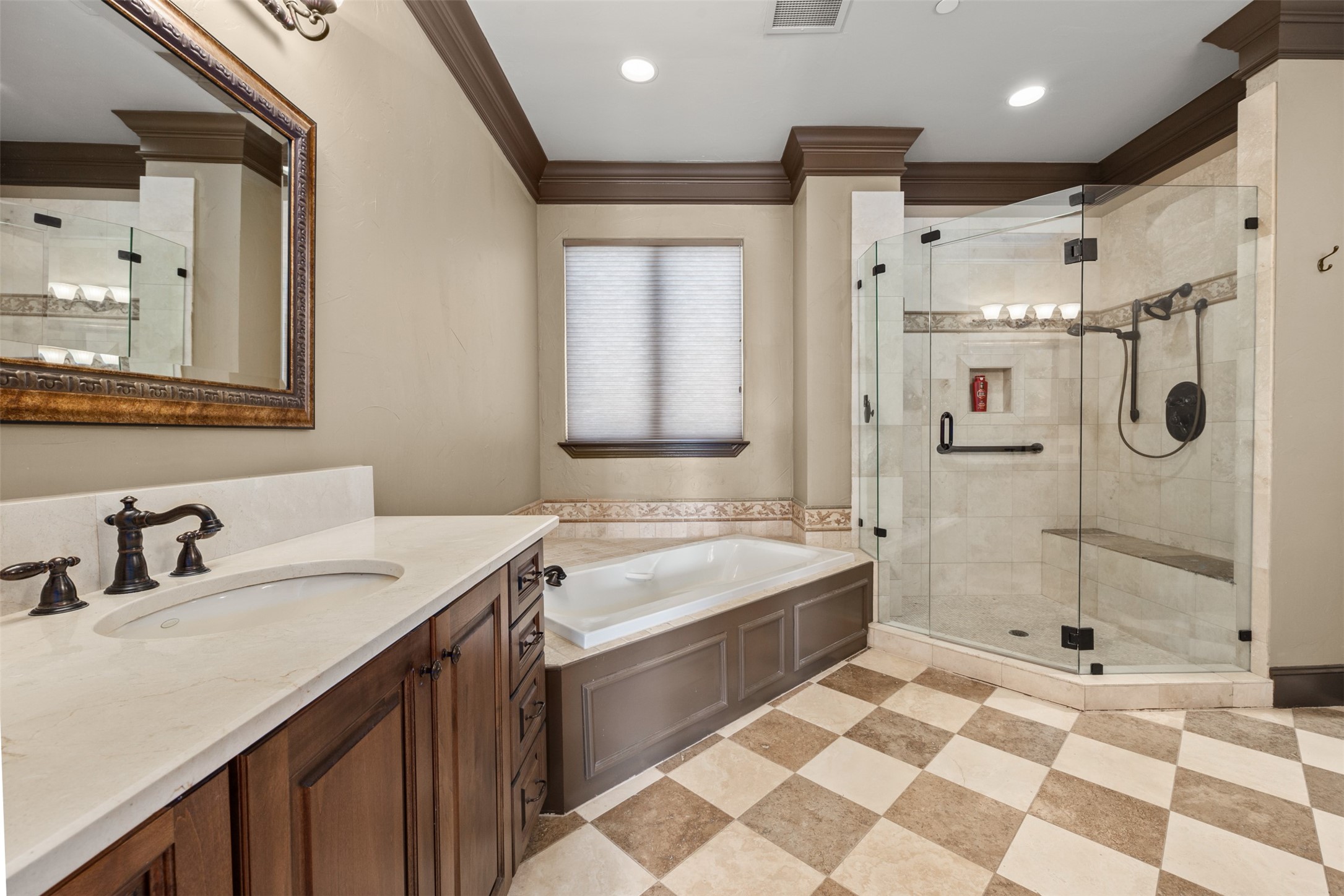 501 Samuels Avenue Fort Worth TX 76102