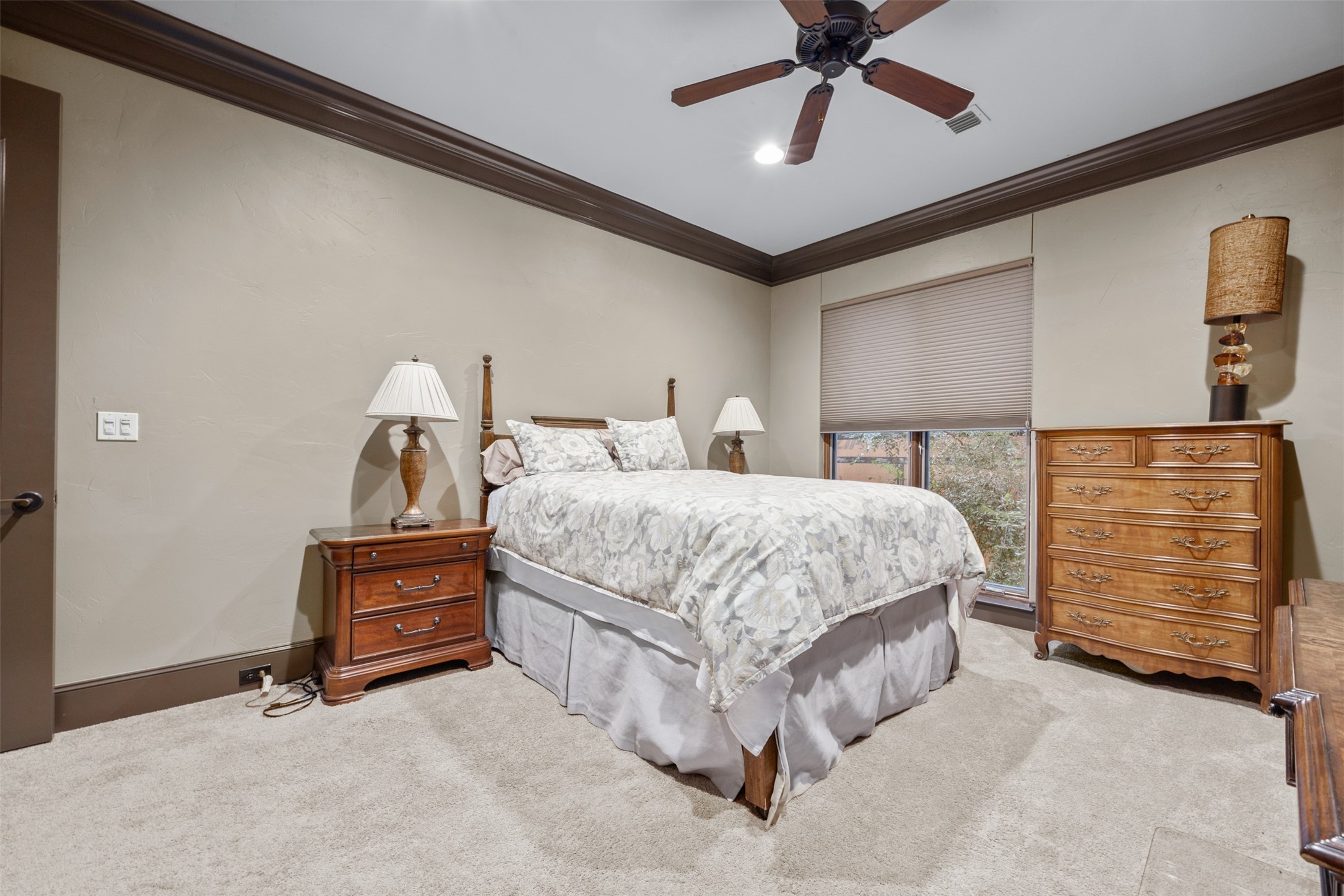 501 Samuels Avenue Fort Worth TX 76102