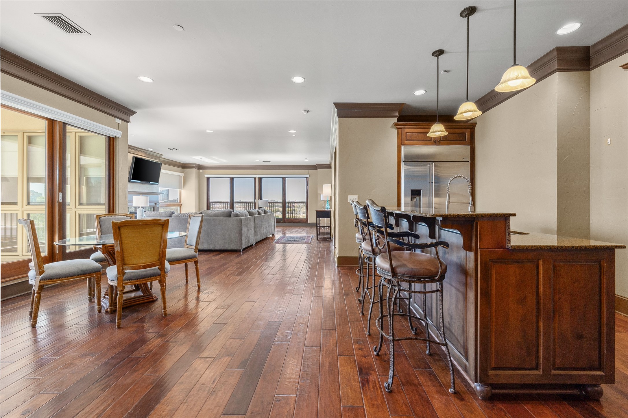 501 Samuels Avenue Fort Worth TX 76102