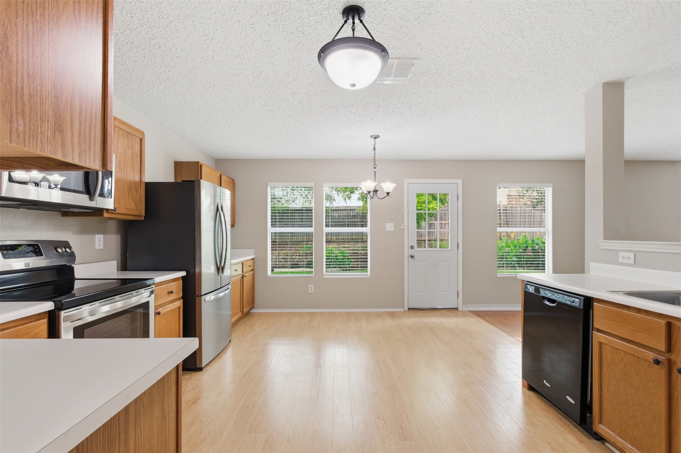 5421 Lansdowne Avenue Fort Worth TX 76135