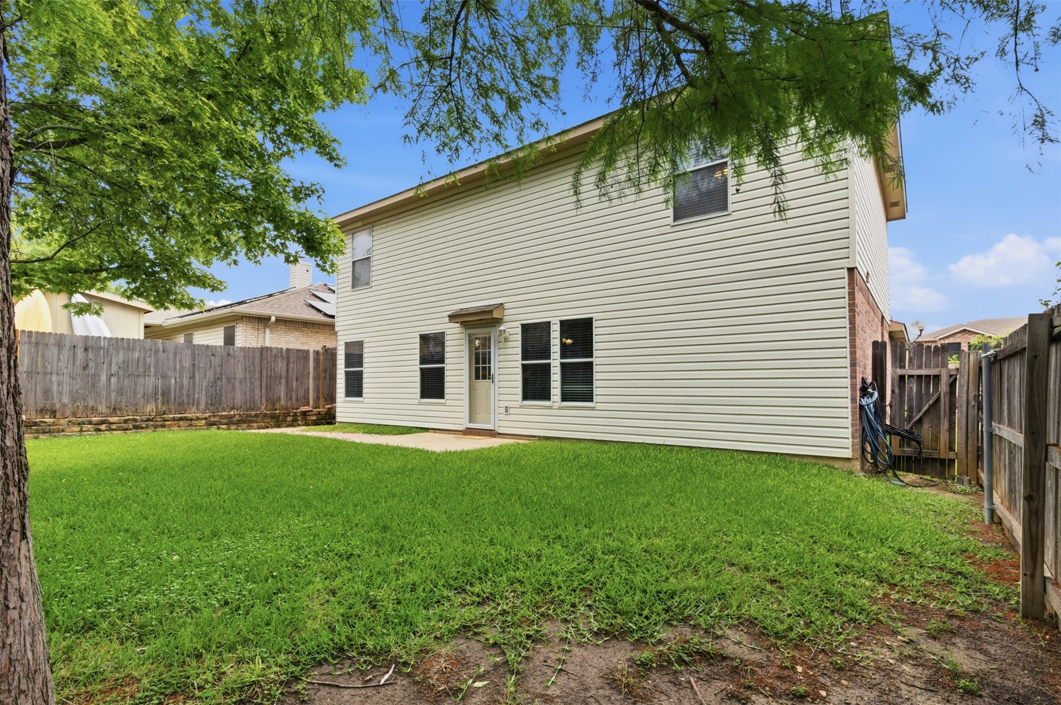 5421 Lansdowne Avenue Fort Worth TX 76135