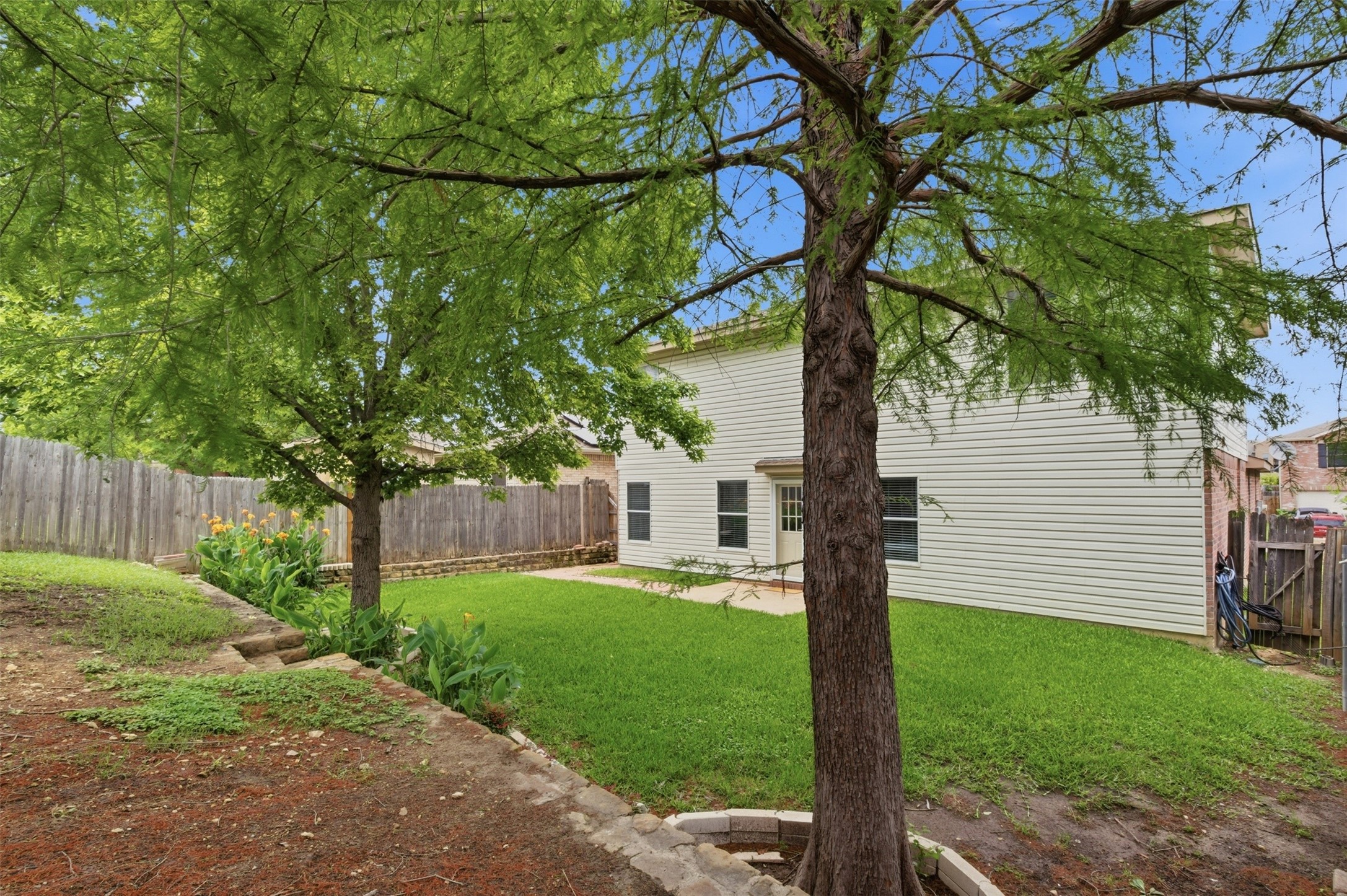 5421 Lansdowne Avenue Fort Worth TX 76135