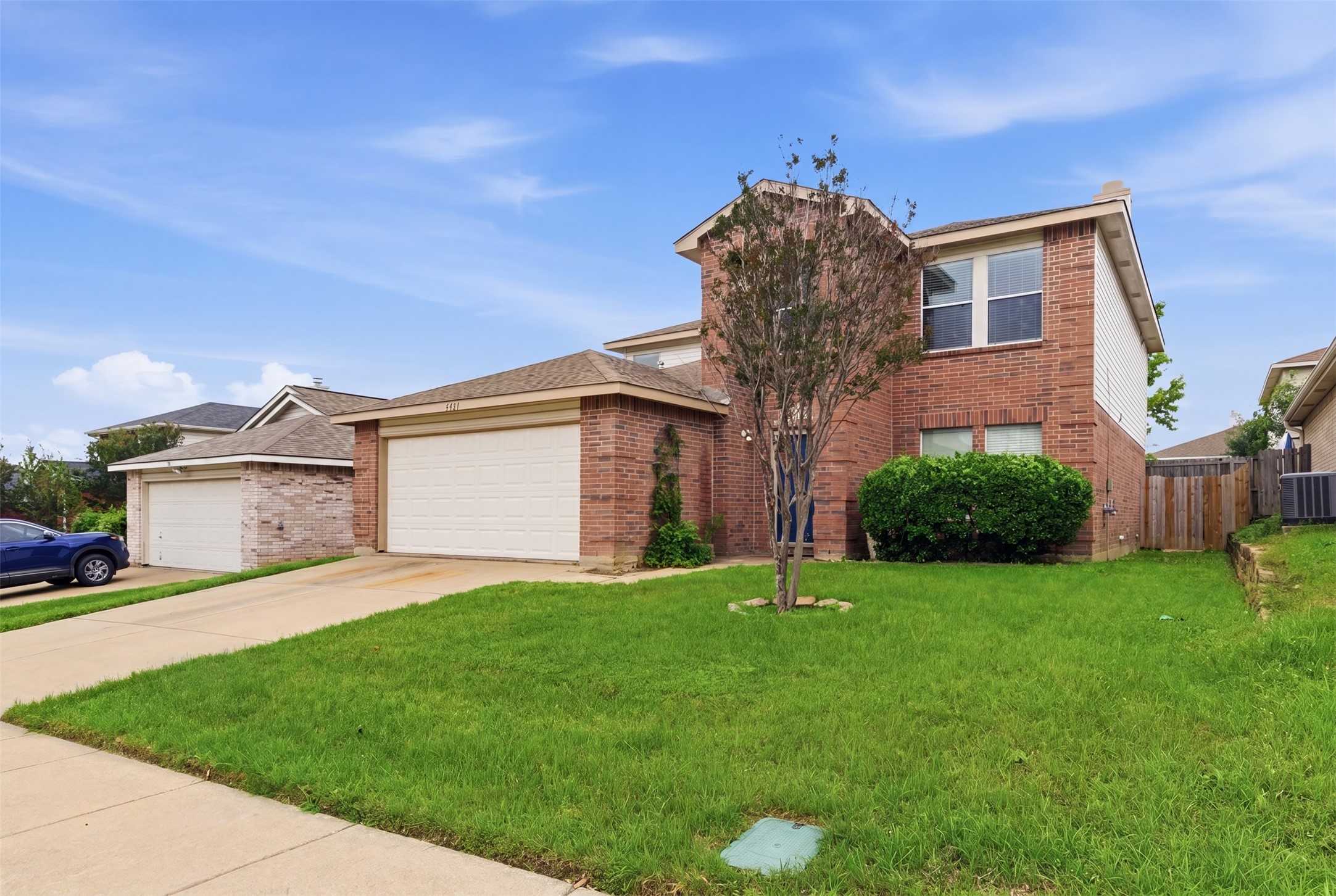 5421 Lansdowne Avenue Fort Worth TX 76135