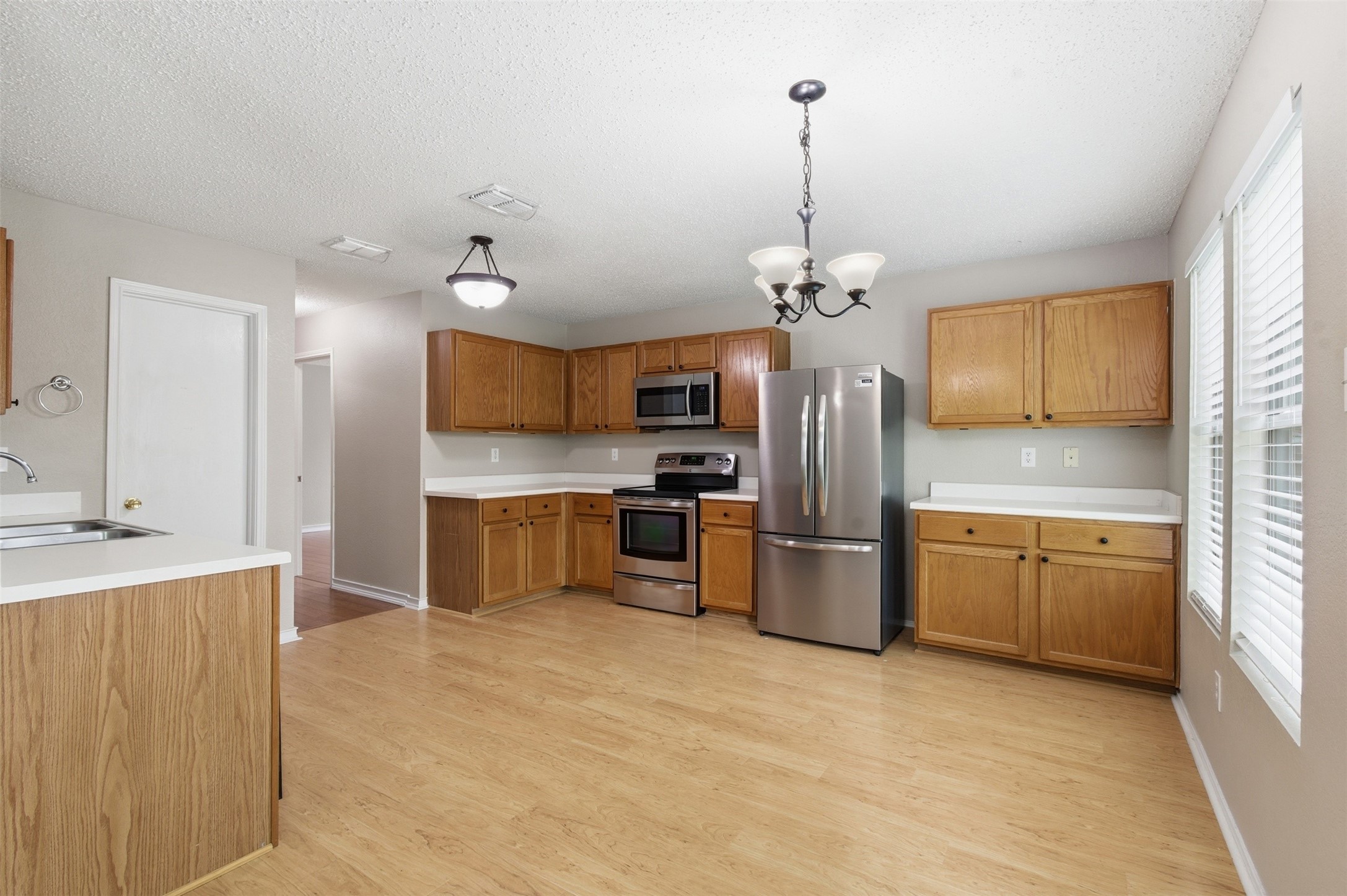 5421 Lansdowne Avenue Fort Worth TX 76135