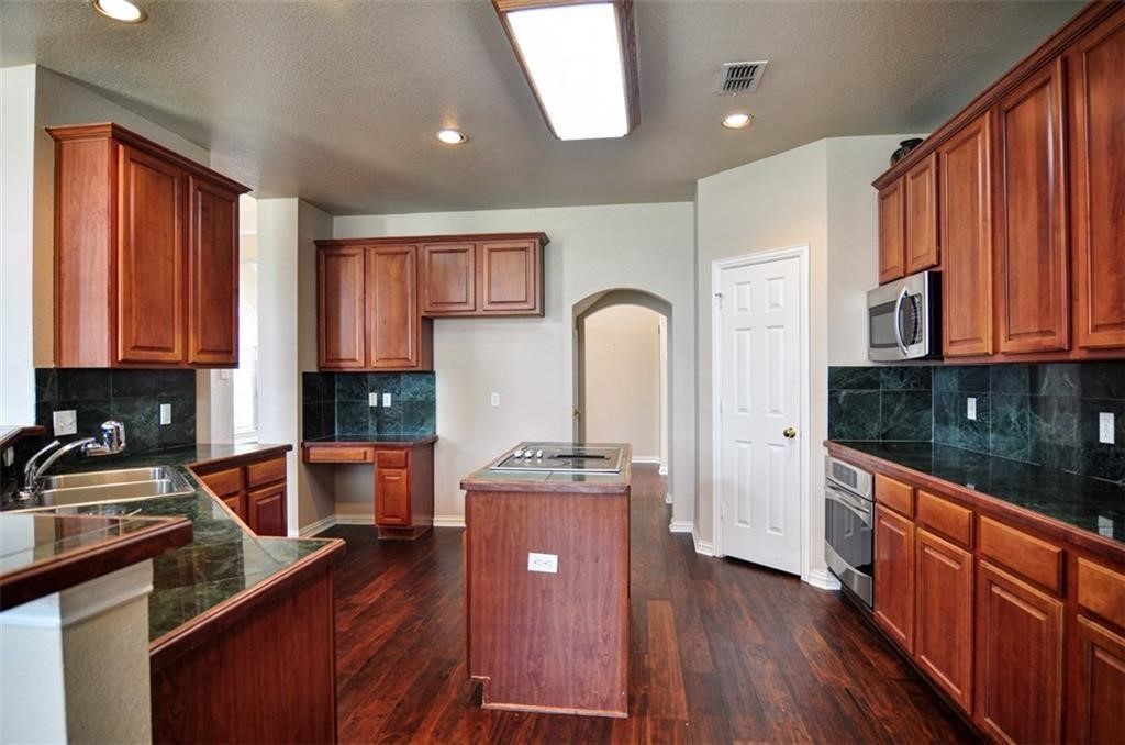 4561 Risinghill Drive Plano TX 75024
