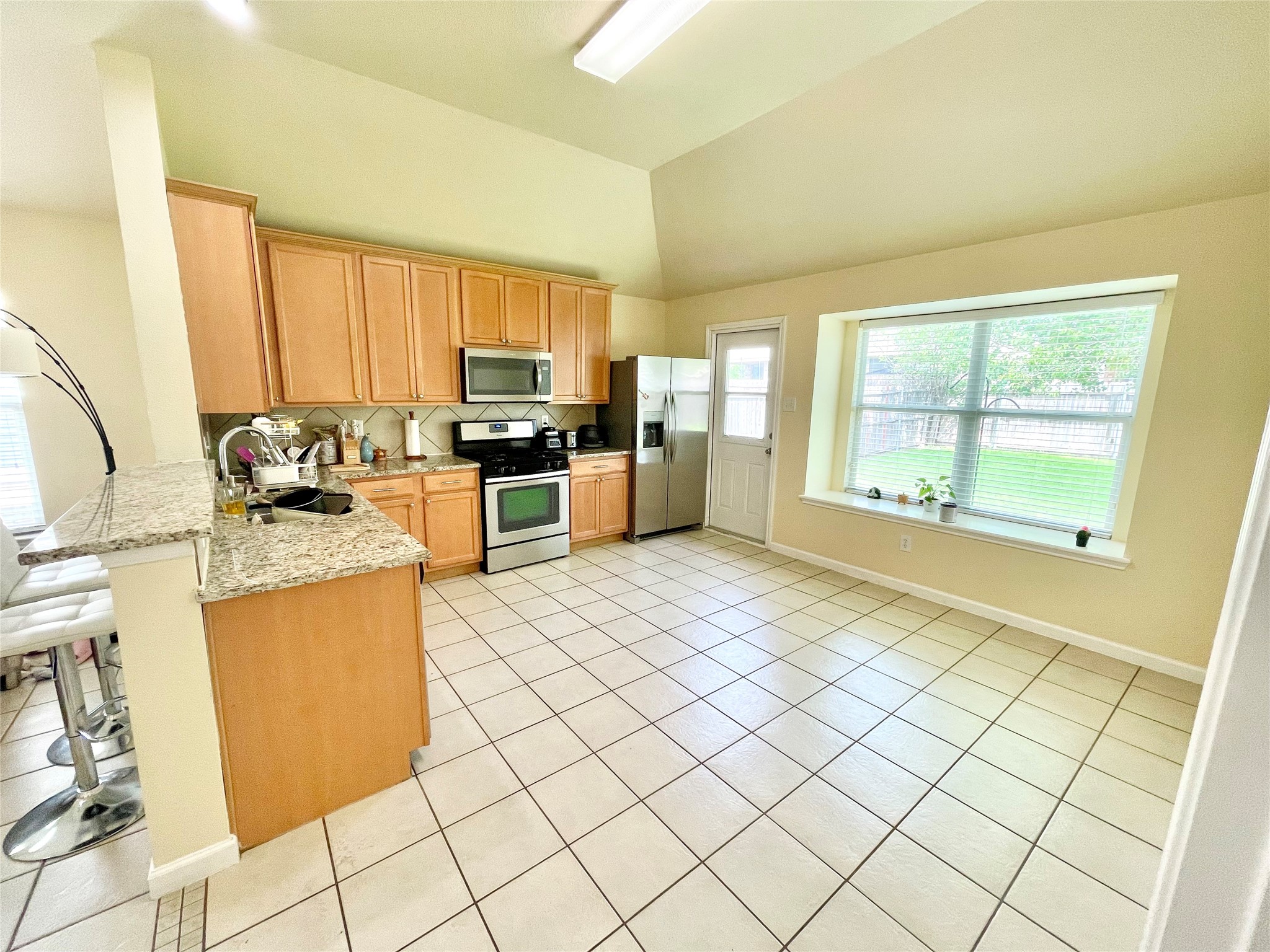 625 Hutchins Drive Crowley TX 76036