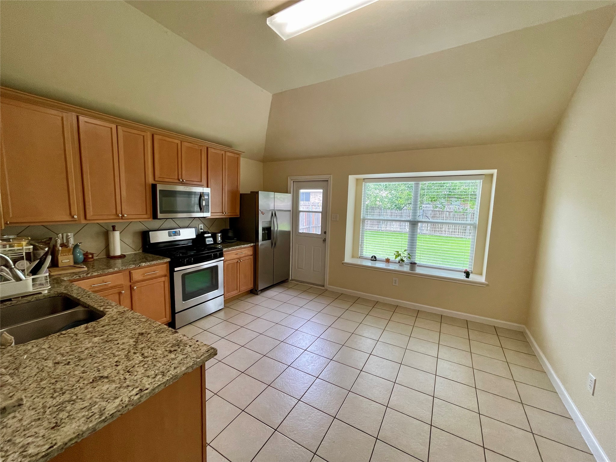 625 Hutchins Drive Crowley TX 76036