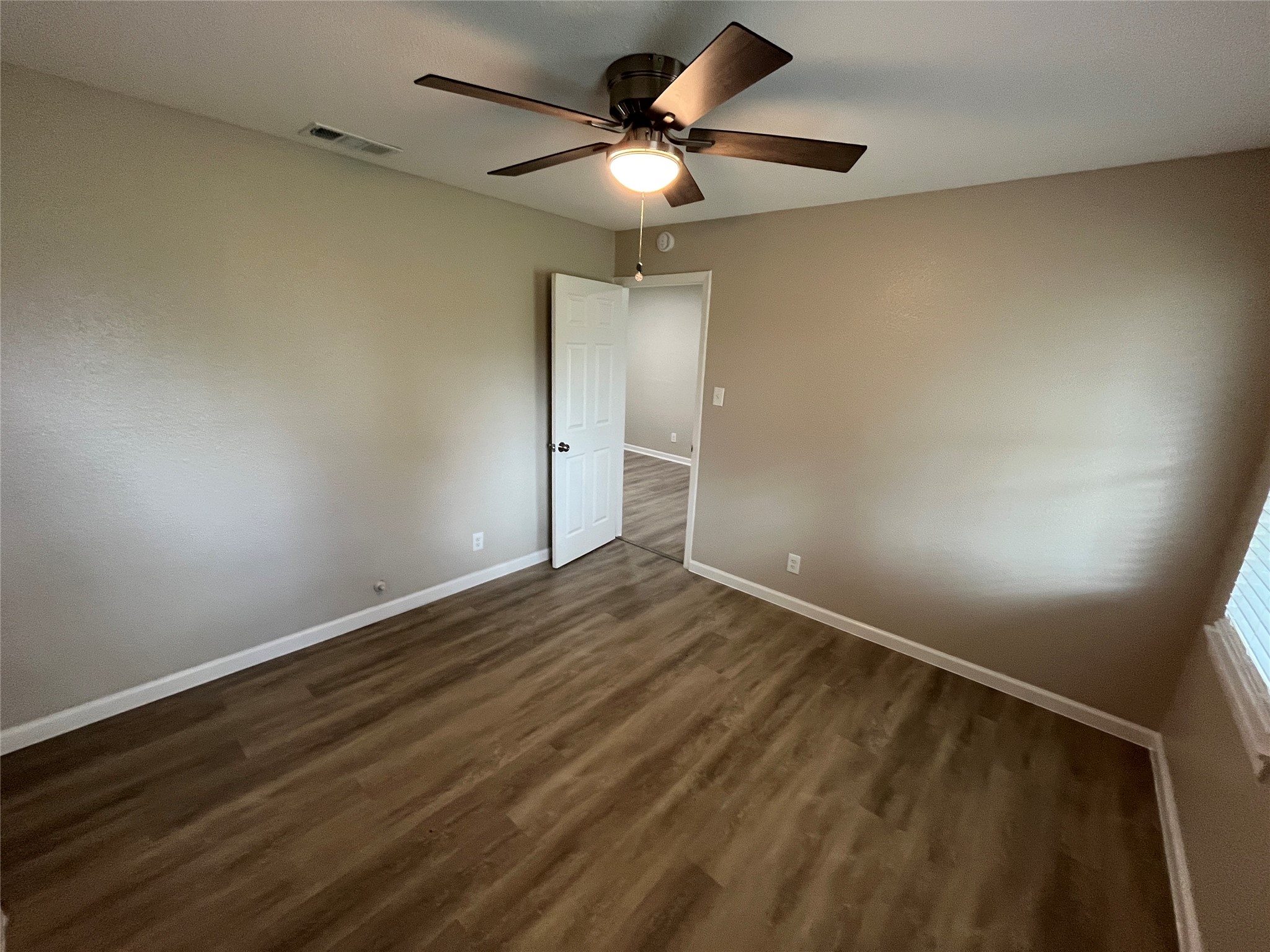 577 W 6th Street Lancaster TX 75146