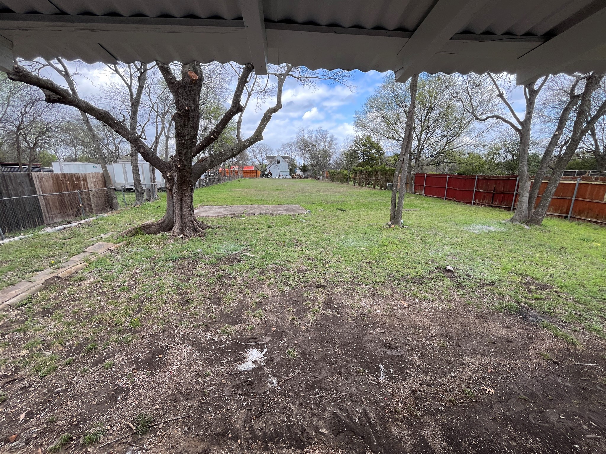 577 W 6th Street Lancaster TX 75146