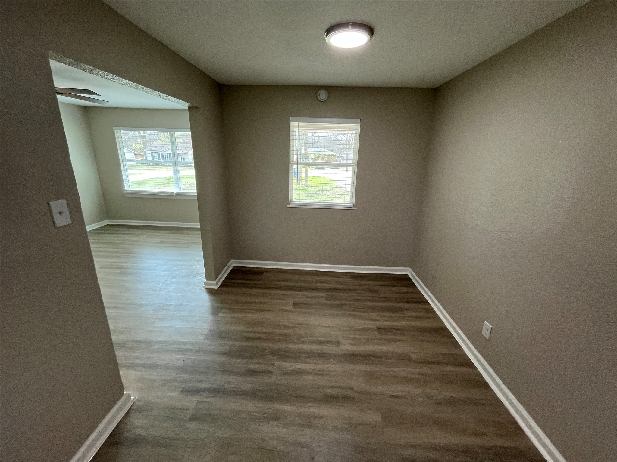 577 W 6th Street Lancaster TX 75146