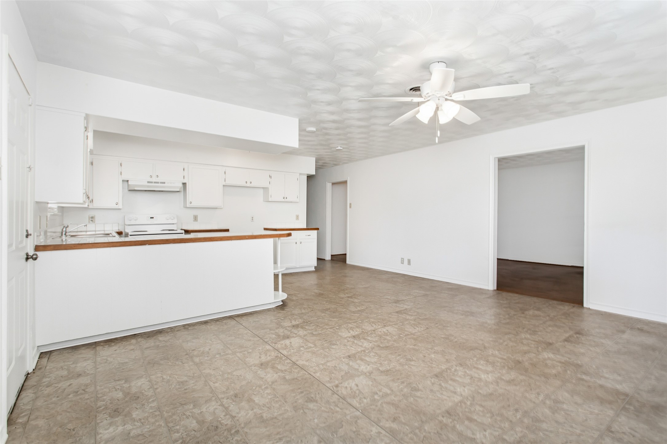 11050 Wyatt Street Dallas TX 75218