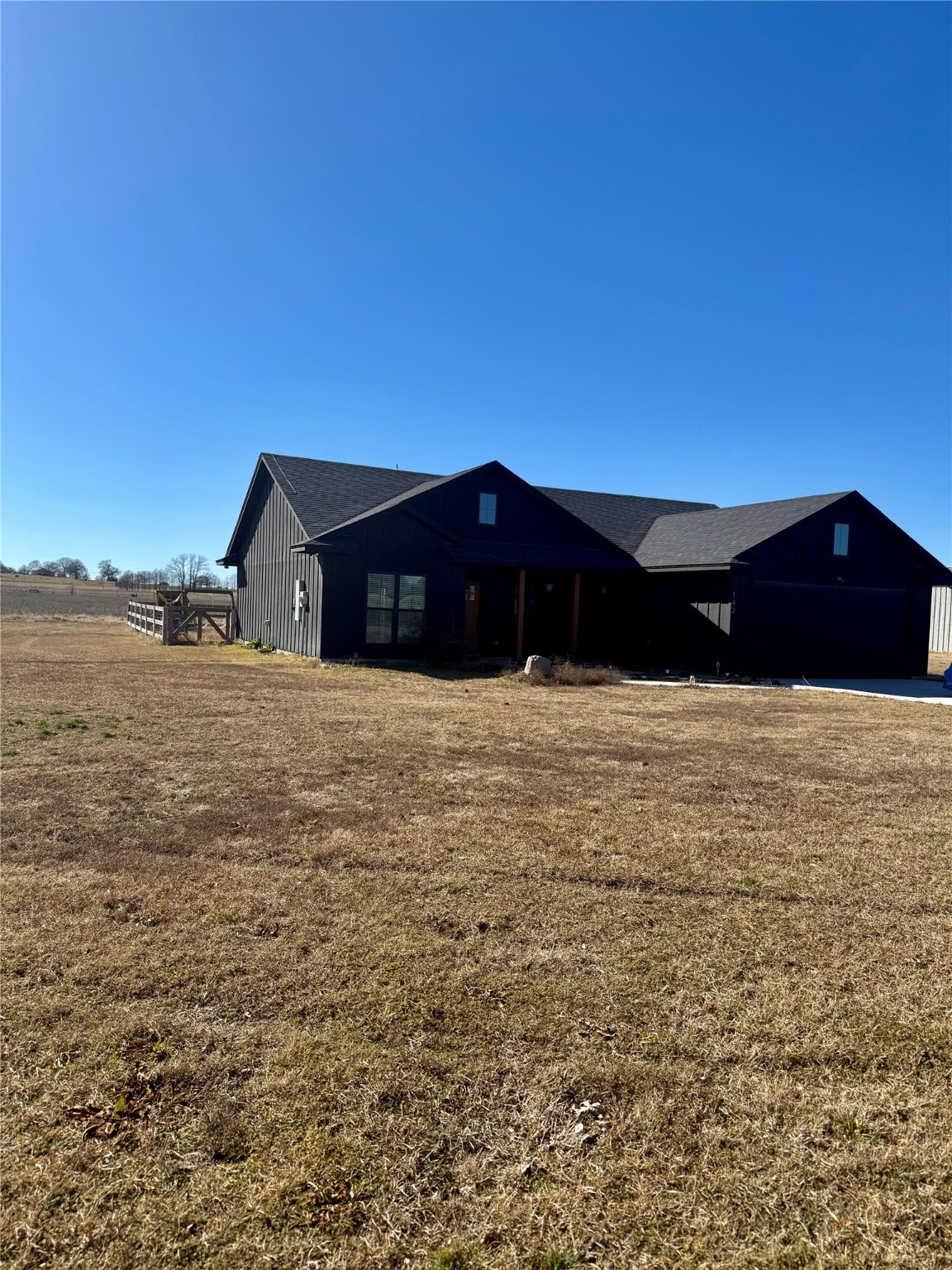 142 County Road Decatur TX 76234