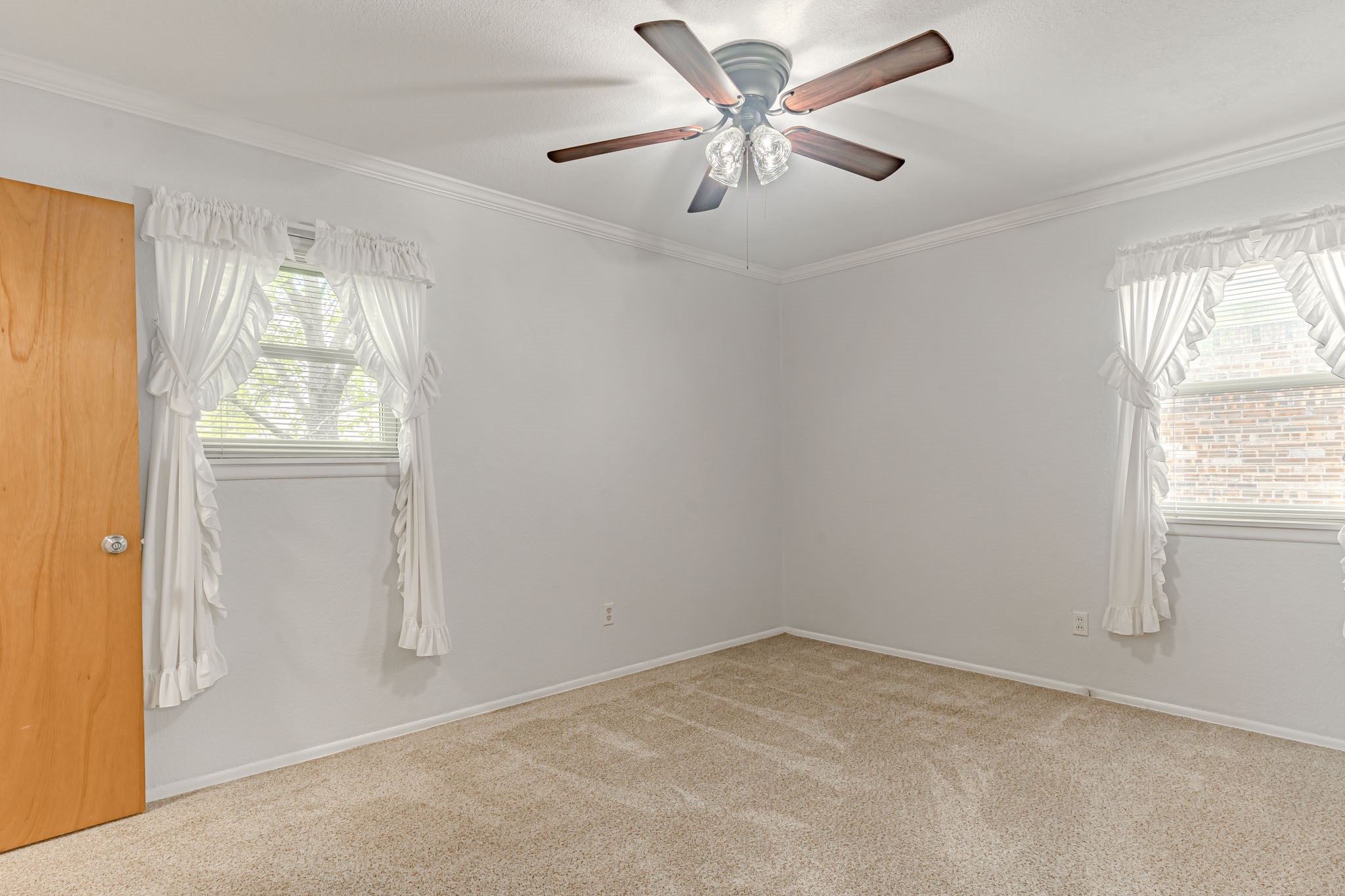1912 15th Street Mineral Wells TX 76067