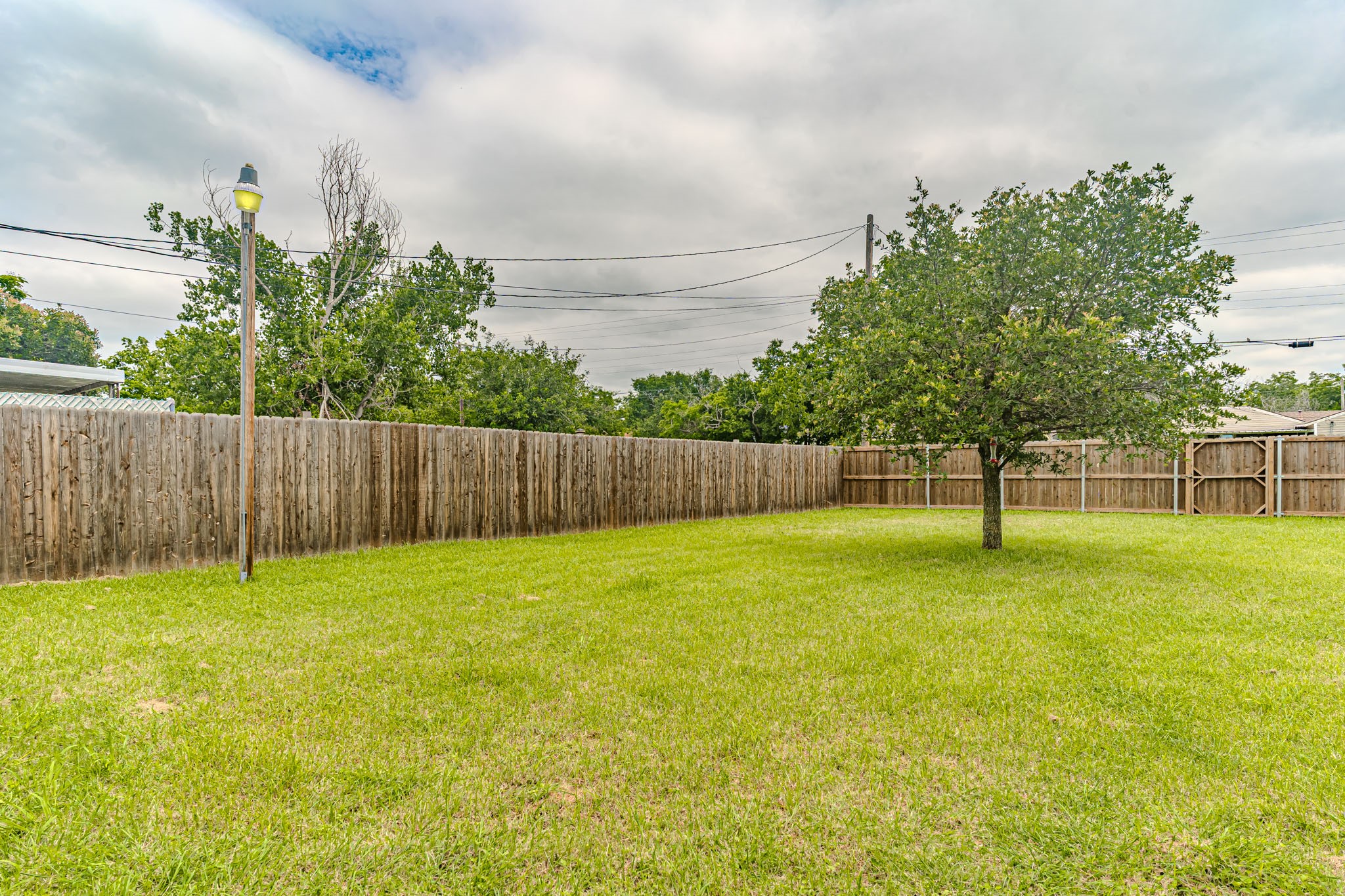 1912 15th Street Mineral Wells TX 76067