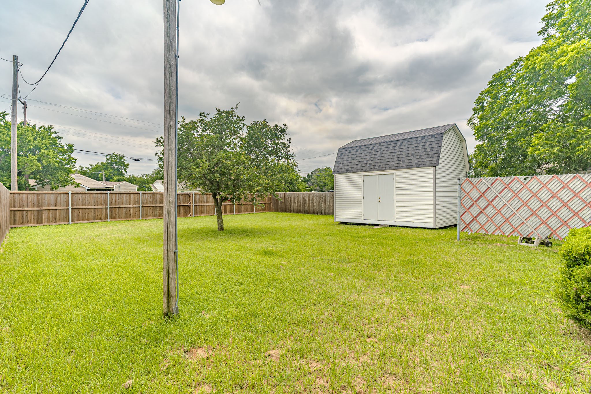 1912 15th Street Mineral Wells TX 76067