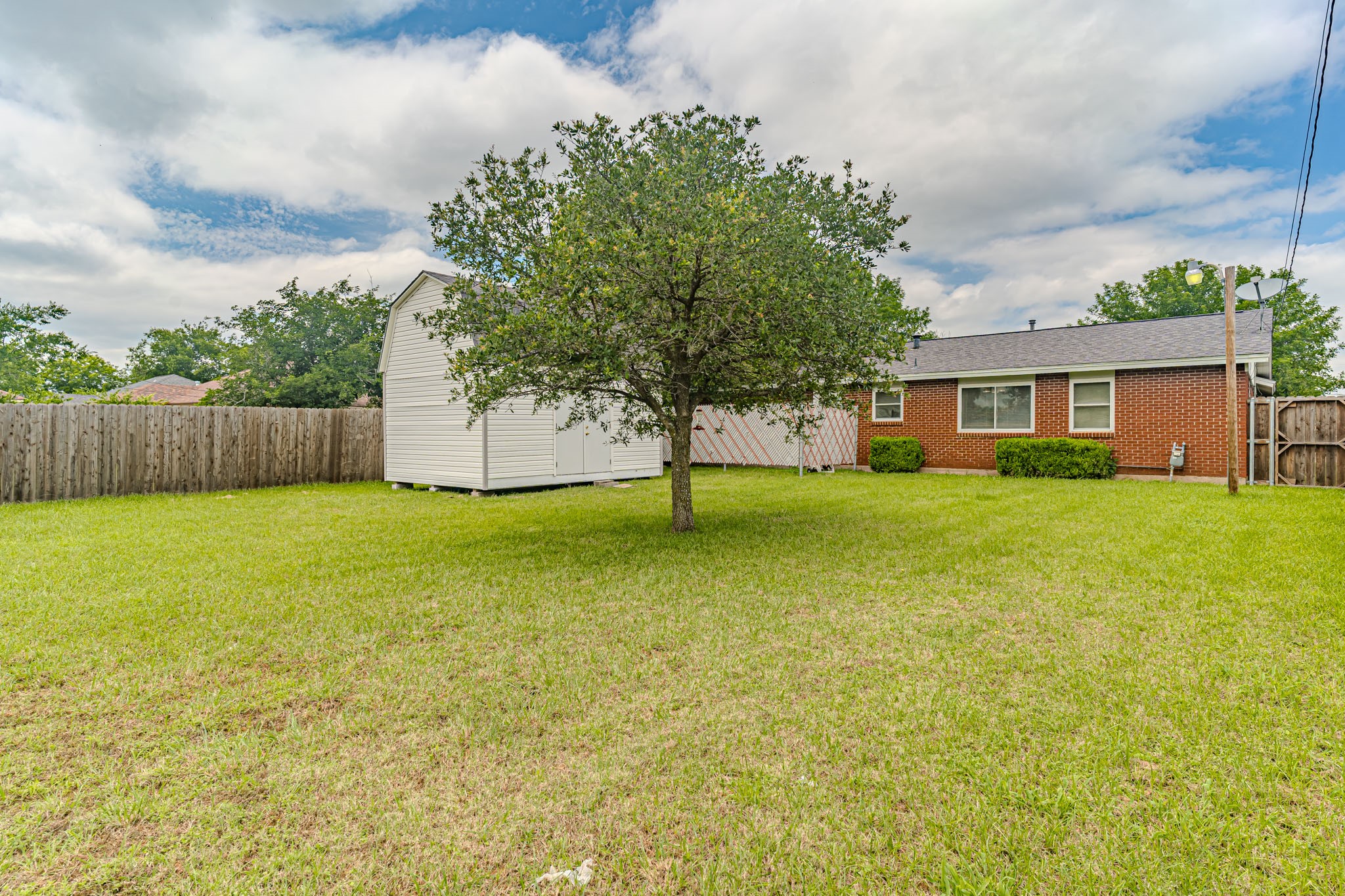 1912 15th Street Mineral Wells TX 76067
