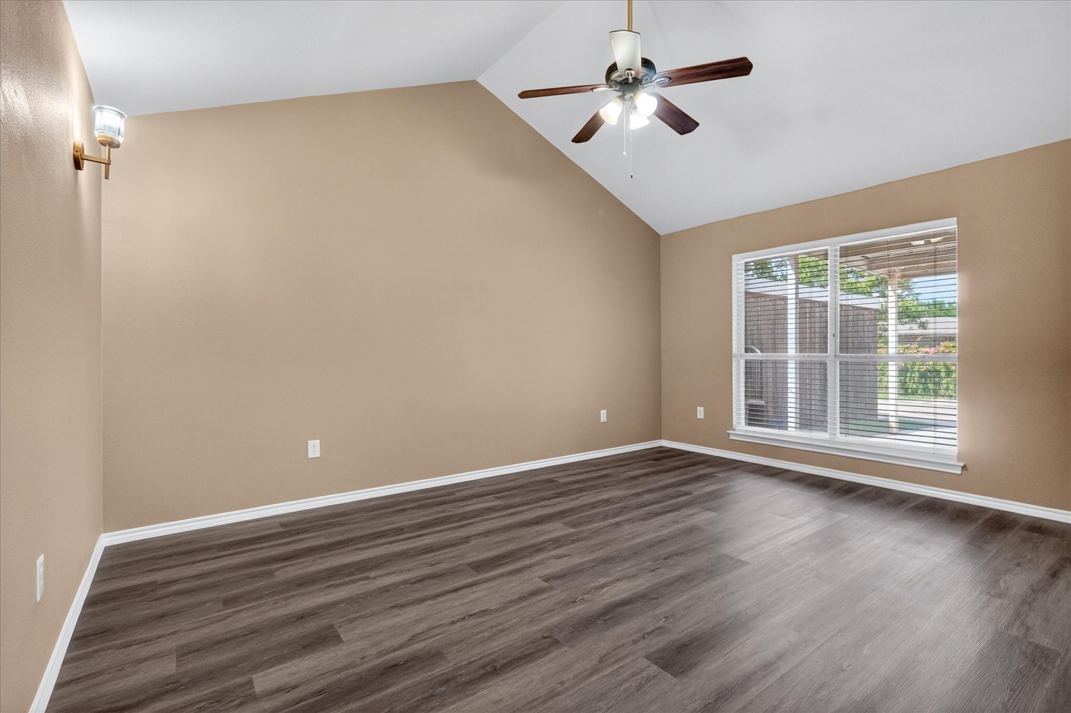 3132 Cedar Hill Street Denton TX 76209
