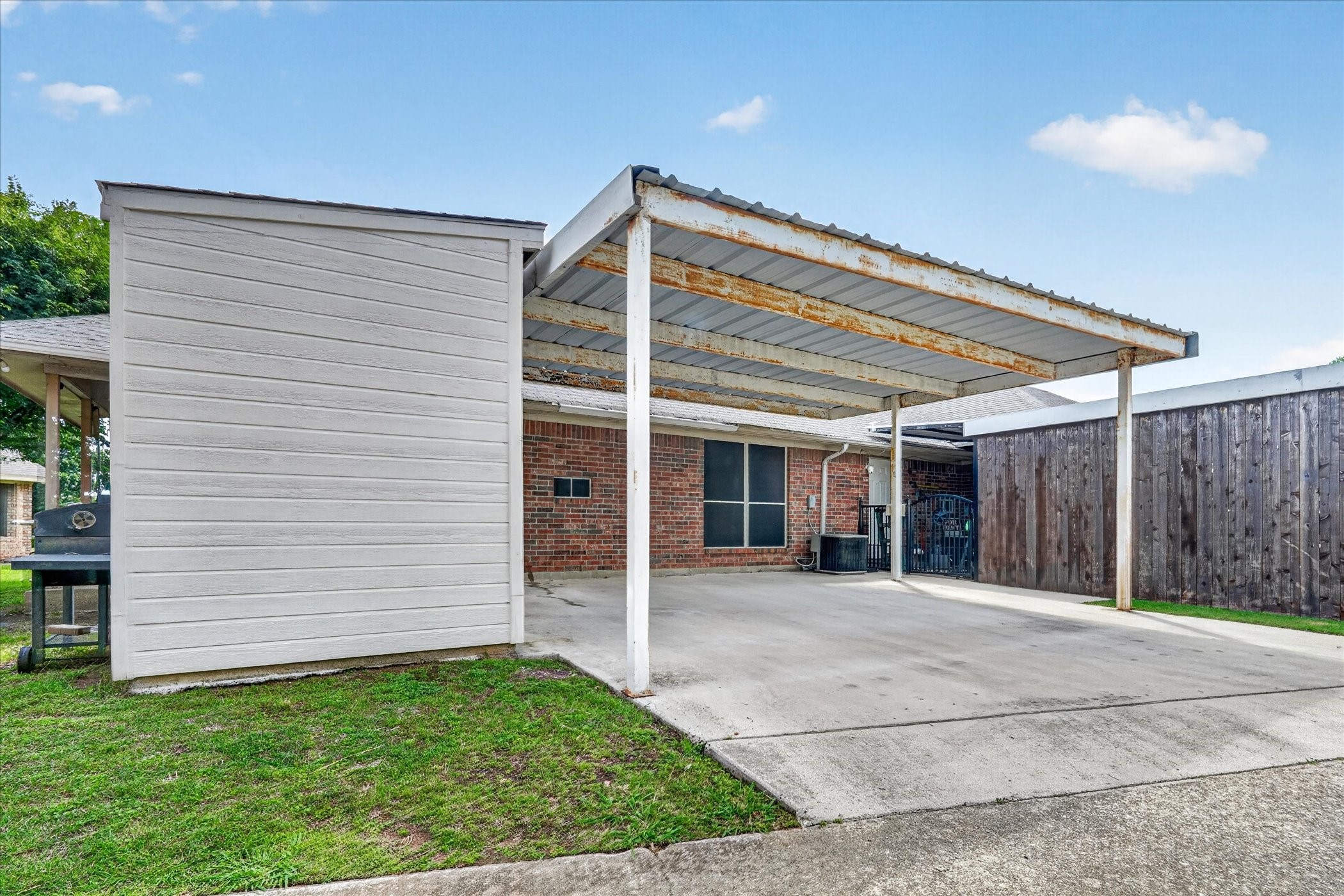 3132 Cedar Hill Street Denton TX 76209