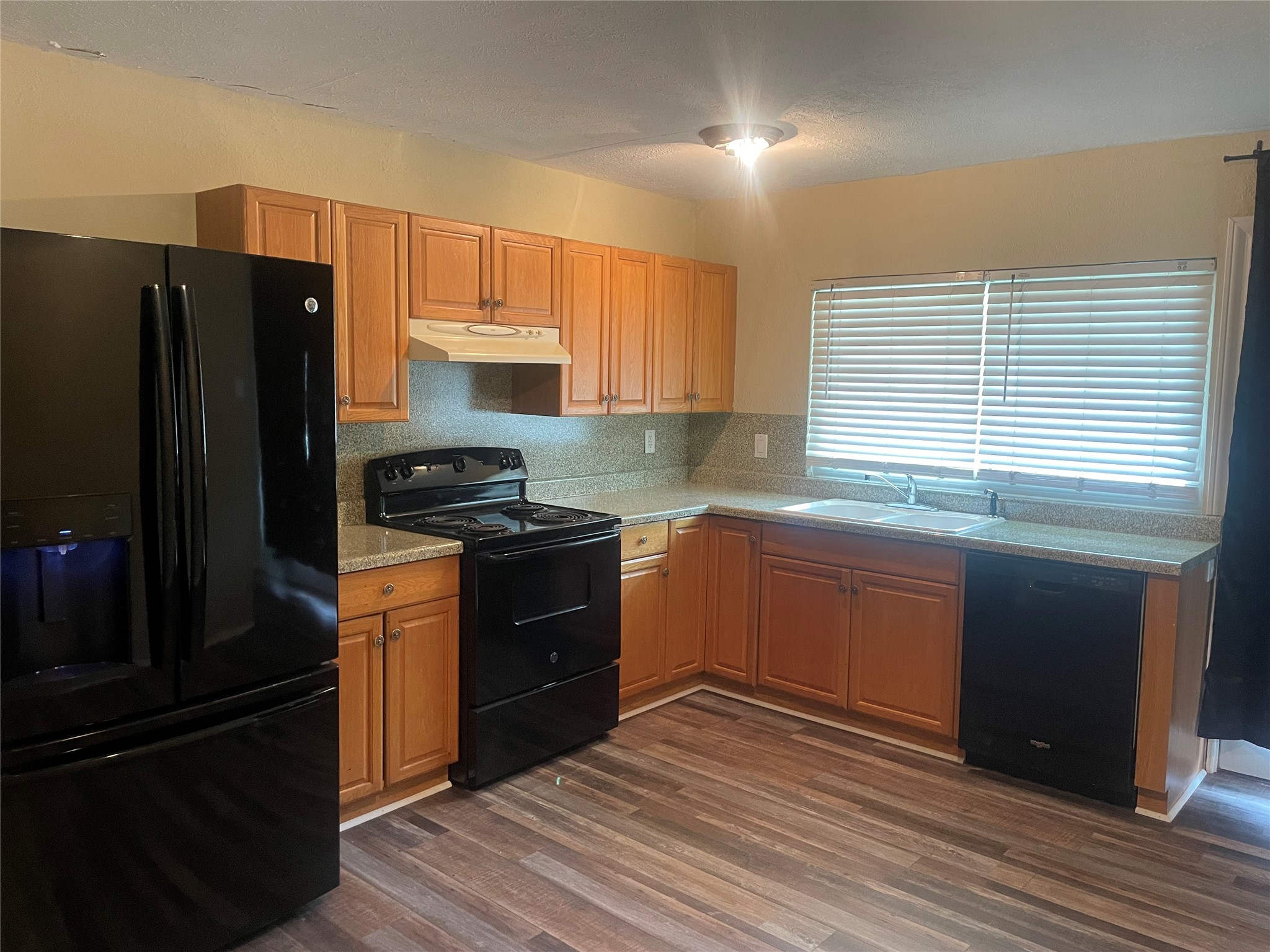 627 Mckown Drive Mansfield TX 76063