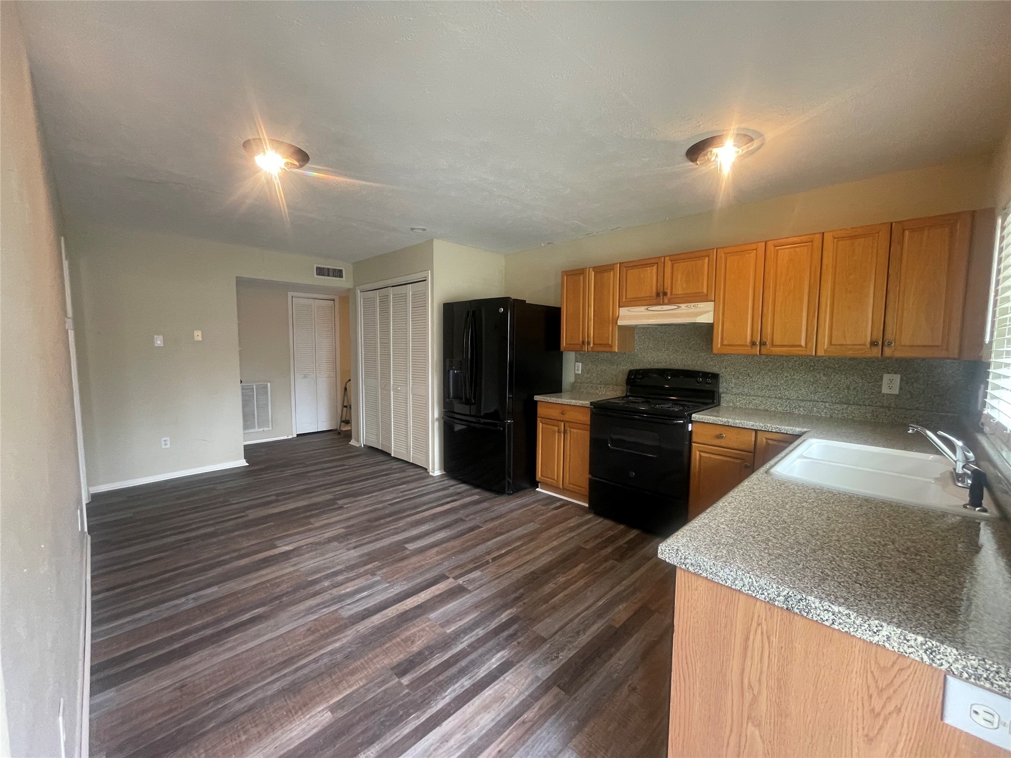 627 Mckown Drive Mansfield TX 76063