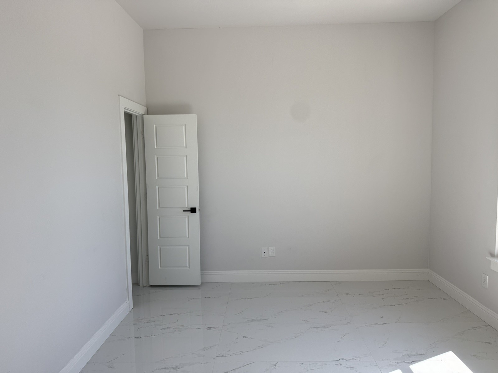 1832 Noble Court Grand Prairie TX 75052