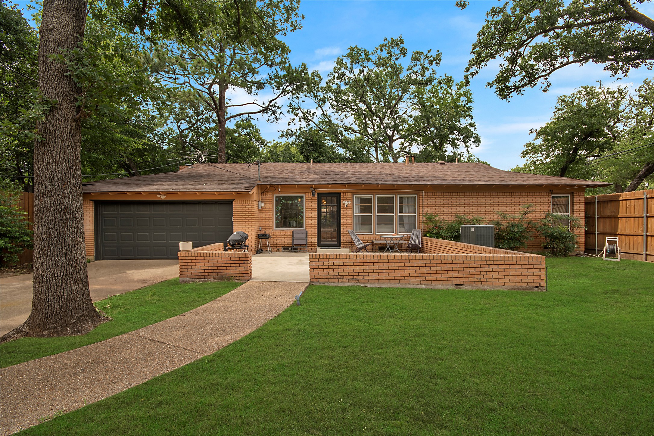 1200 Barker Street Arlington TX 76012