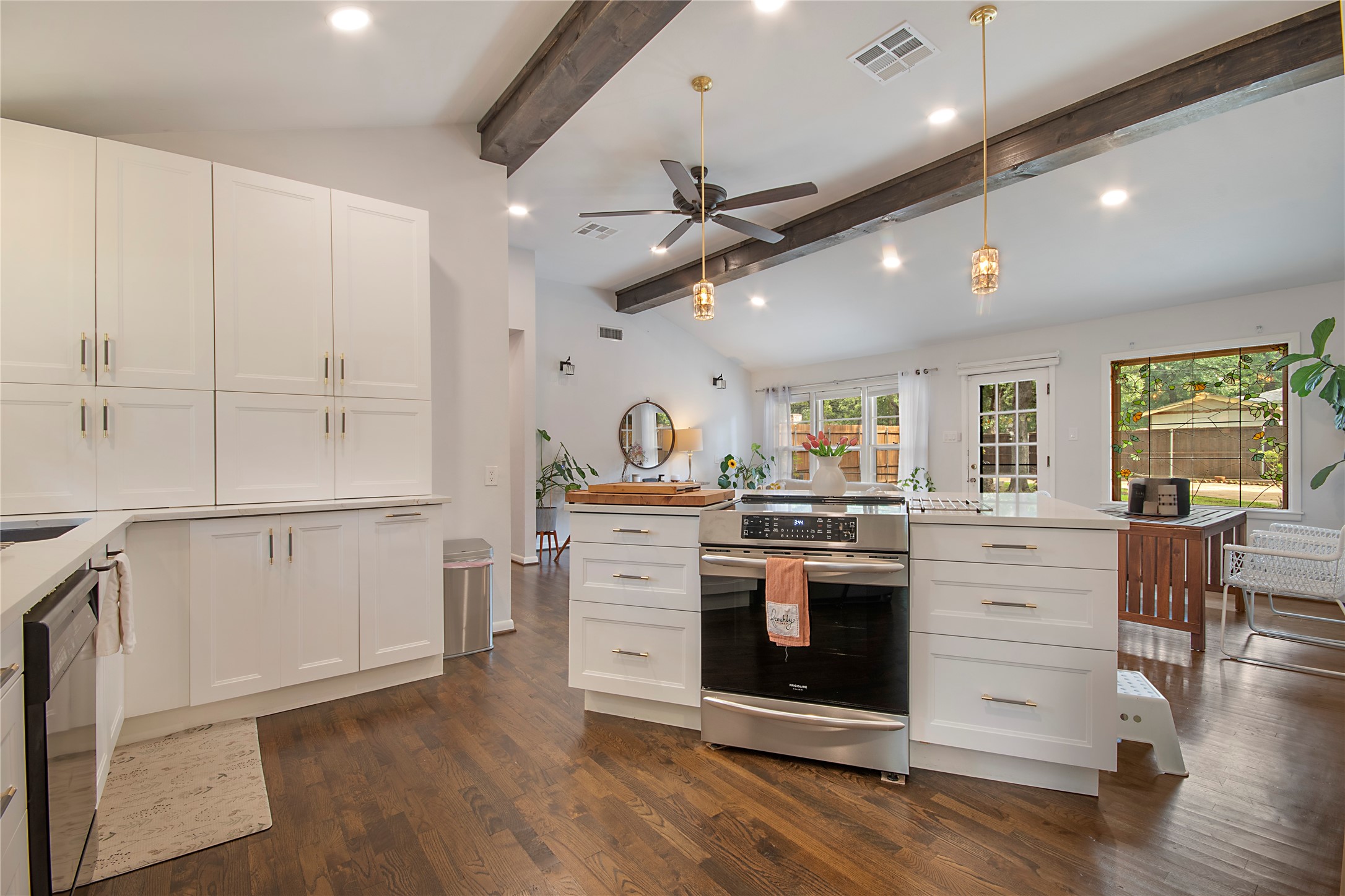 1200 Barker Street Arlington TX 76012