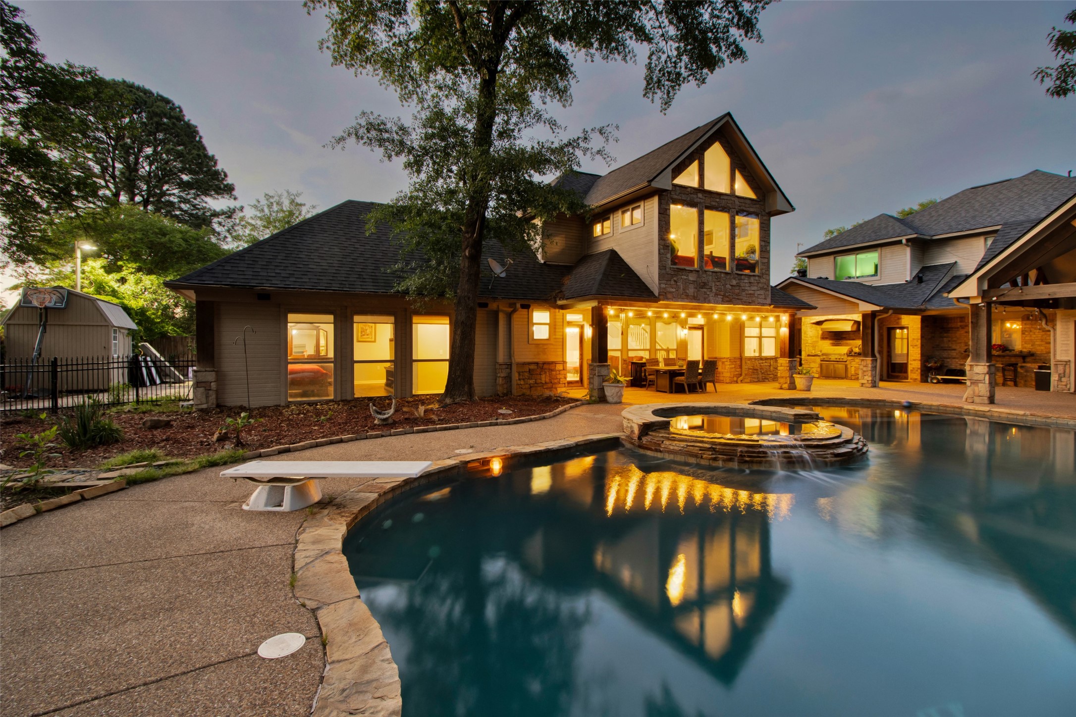 3815 Holly Ridge Drive Longview TX 75605