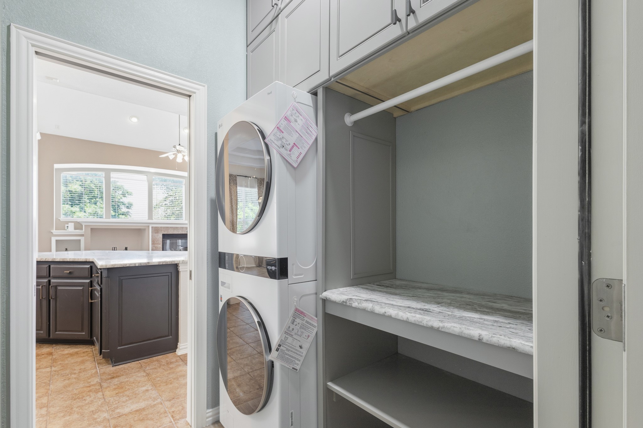 2223 Grizzly Run Lane Euless TX 76039